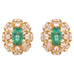 18 Karat Gold 1.49 Carat Diamond & Emerald Flower Stud Earrings