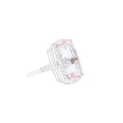18 Karat Gold 15.36 Carat Morganite and Diamond Solitaire Ring