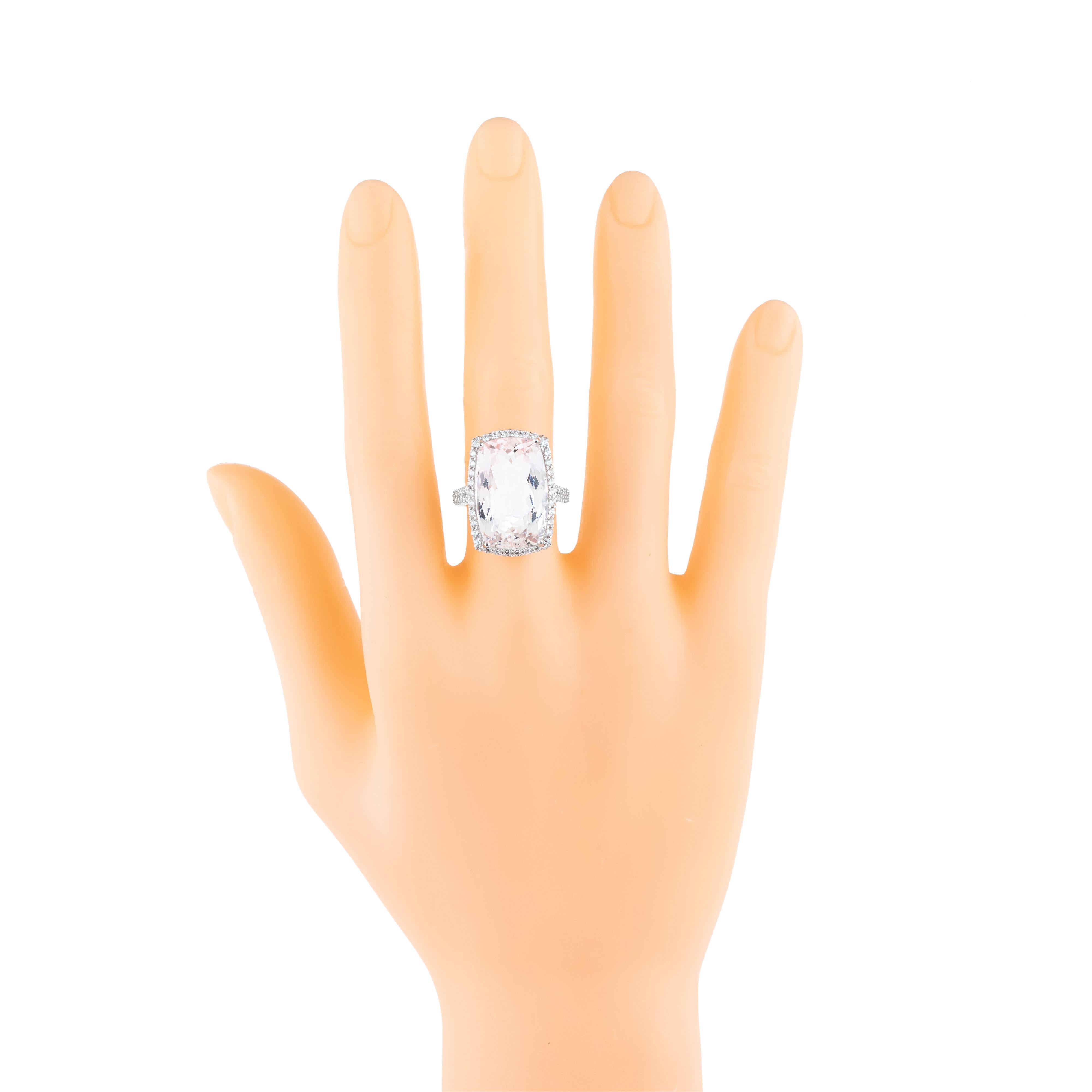 Women's 18 Karat Gold 15.36 Carat Morganite and Diamond Solitaire Ring For Sale