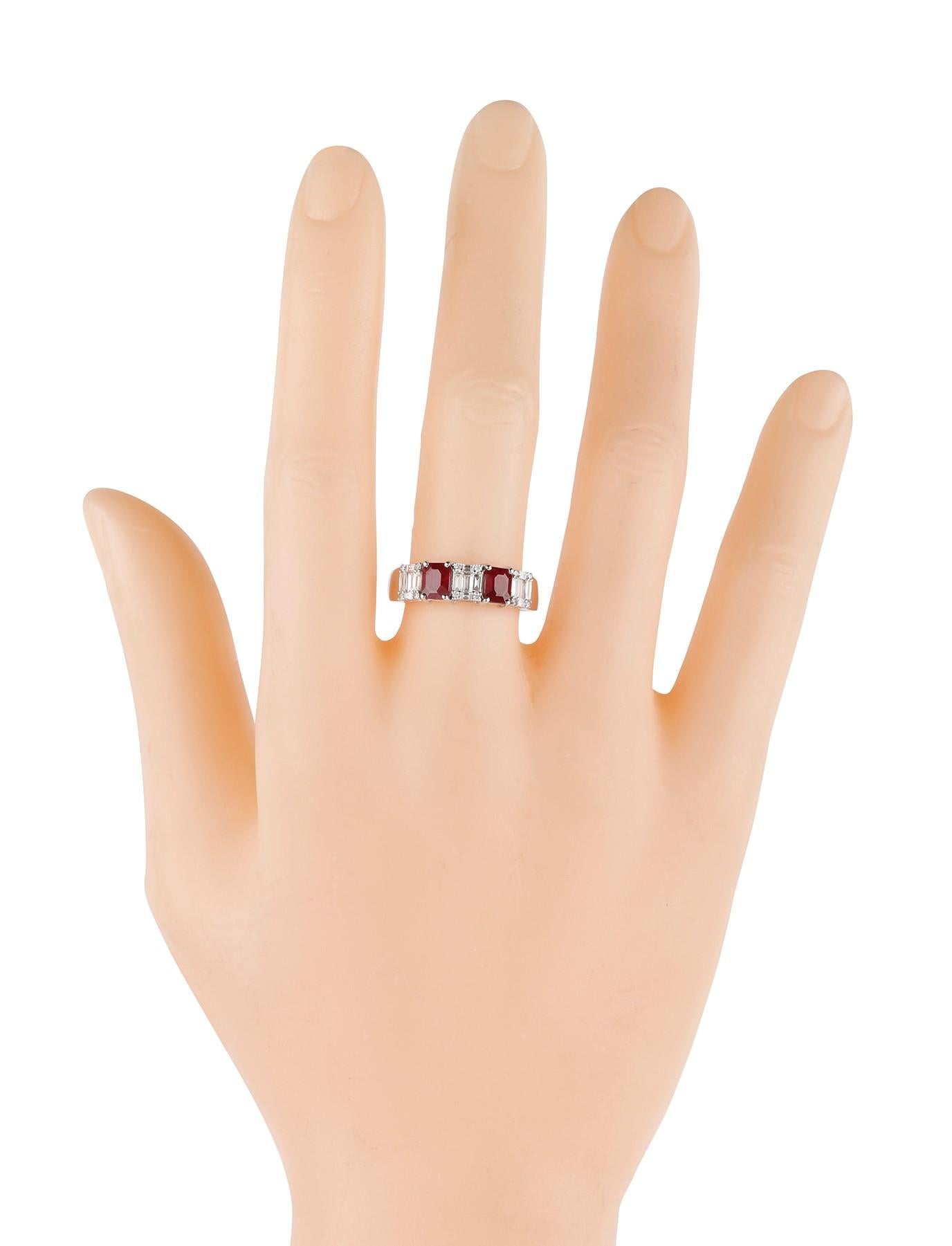 Modern 18 Karat Gold 1.54 Carat Diamond and Ruby Cluster Statement Ring  For Sale