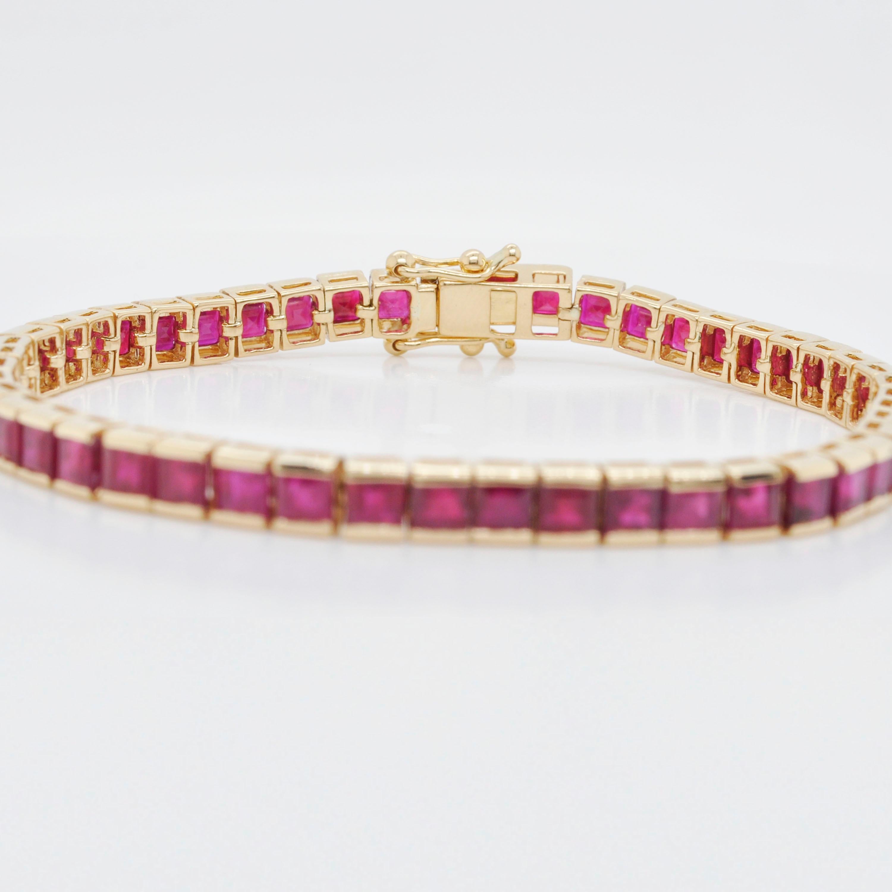 18 Karat Gold 15.93 Carat Square Mozambique Ruby Tennis Line Bracelet 2