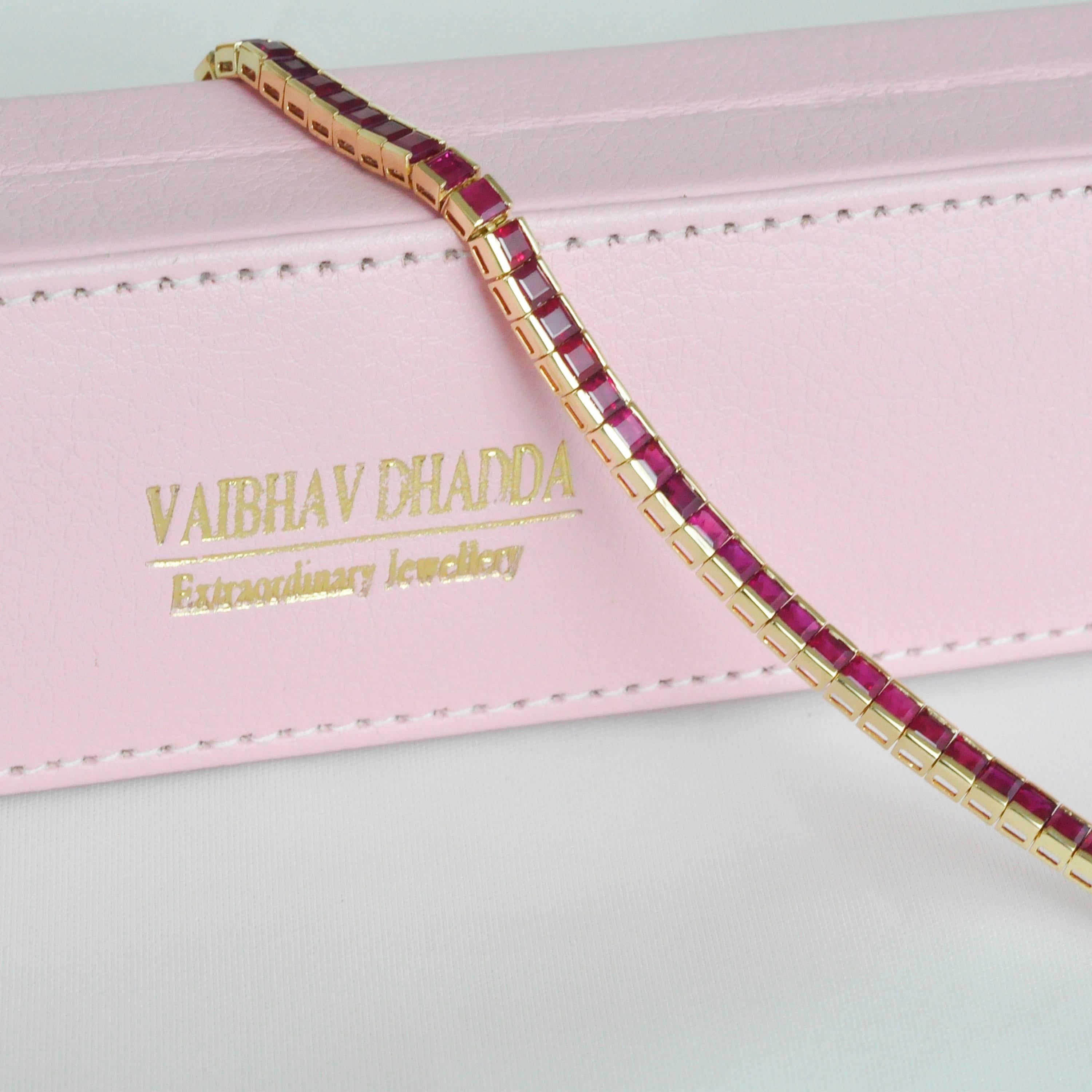 18 Karat Gold 15.93 Carat Square Mozambique Ruby Tennis Line Bracelet 6