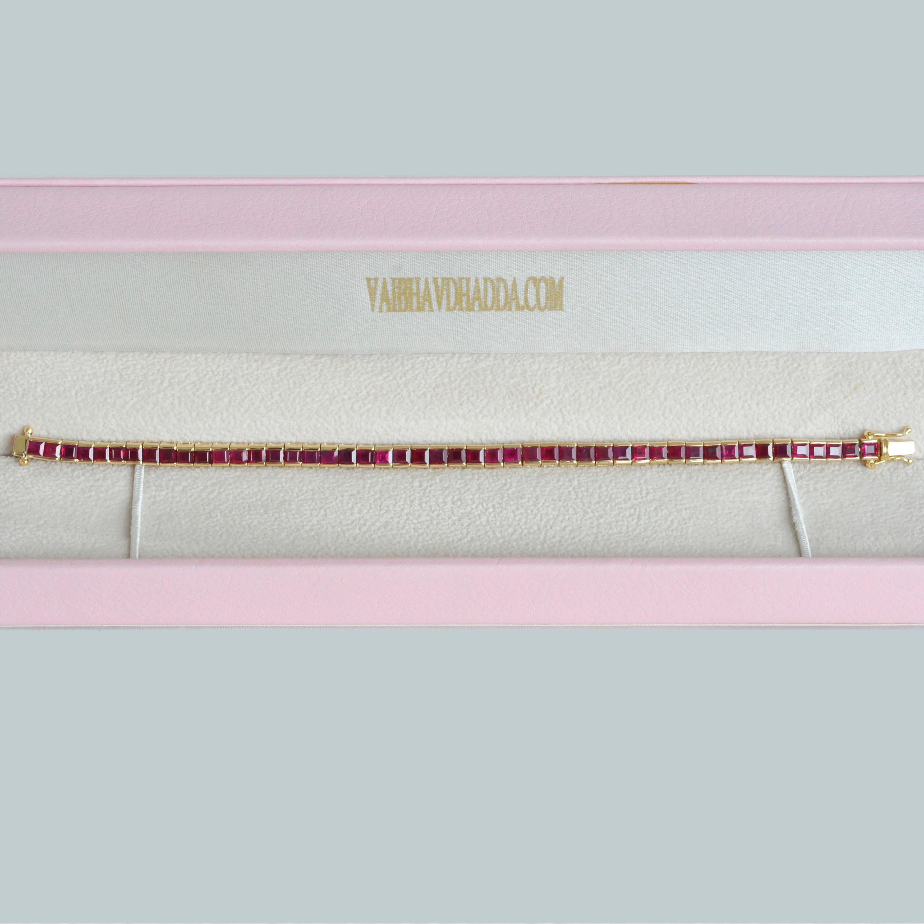 18 Karat Gold 15.93 Carat Square Mozambique Ruby Tennis Line Bracelet 8