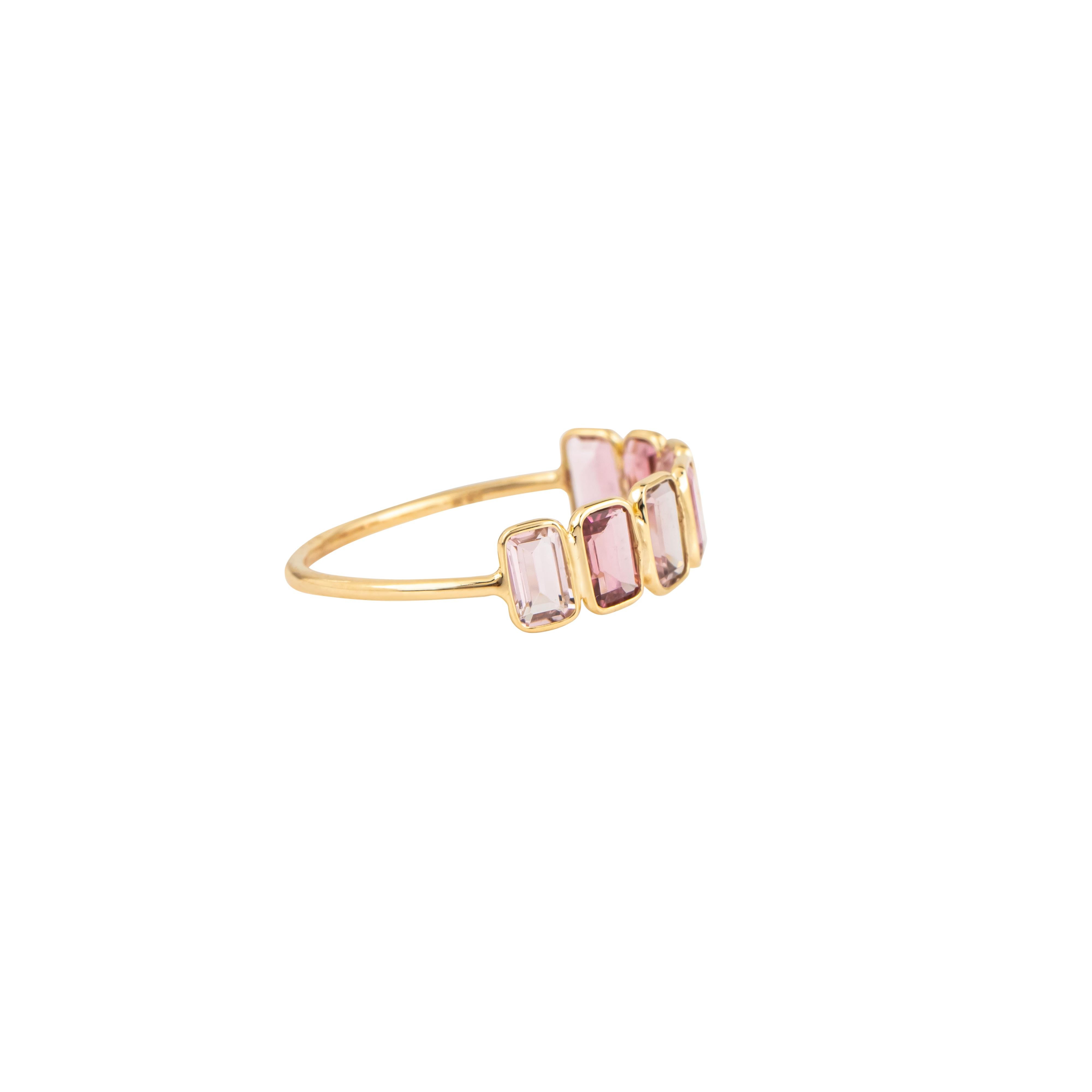 Brilliant Cut 18 Karat Gold 1.6 Carat Tourmaline Band Ring For Sale