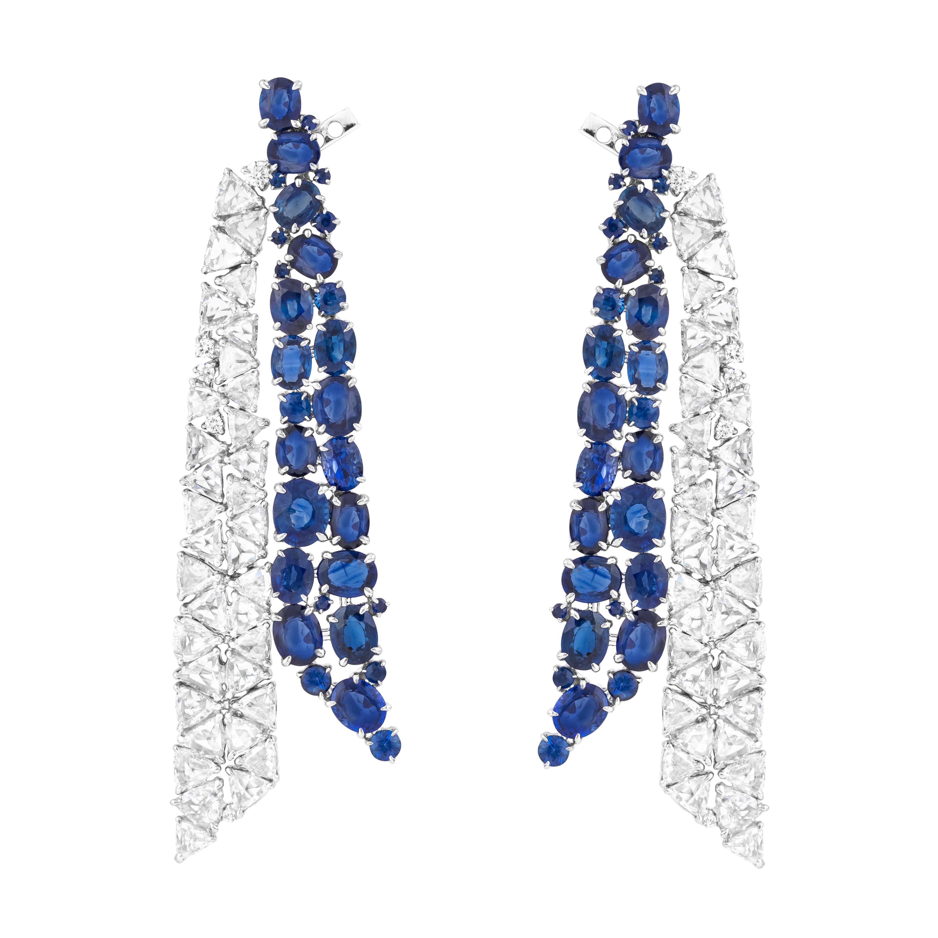 Donna Orecchini da cocktail in oro 18 carati con zaffiro blu e diamanti da 16,27 carati in vendita