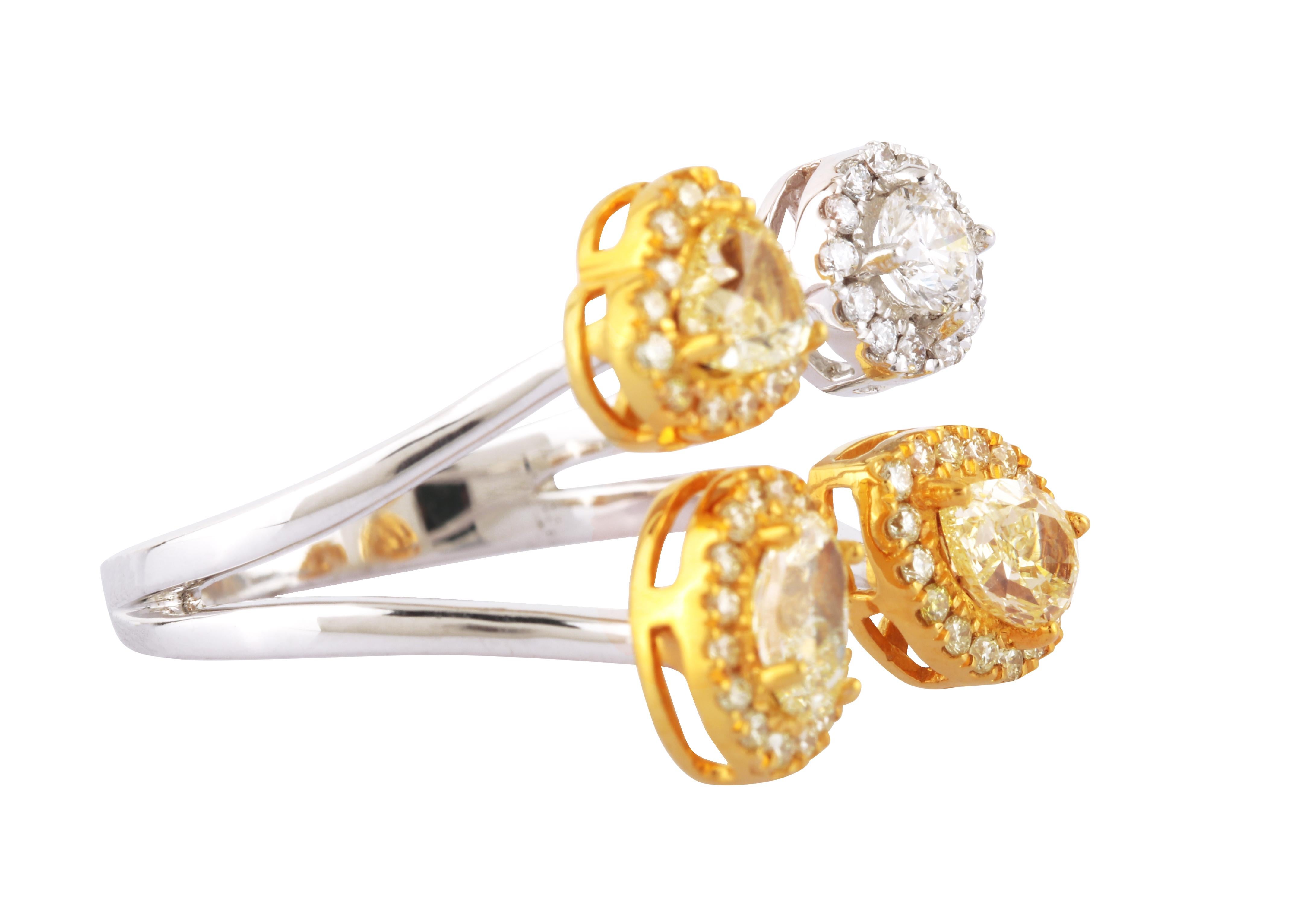 Contemporary 18 Karat Gold 1.73 Carat White and Fancy Yellow Diamond Cocktail Ring For Sale