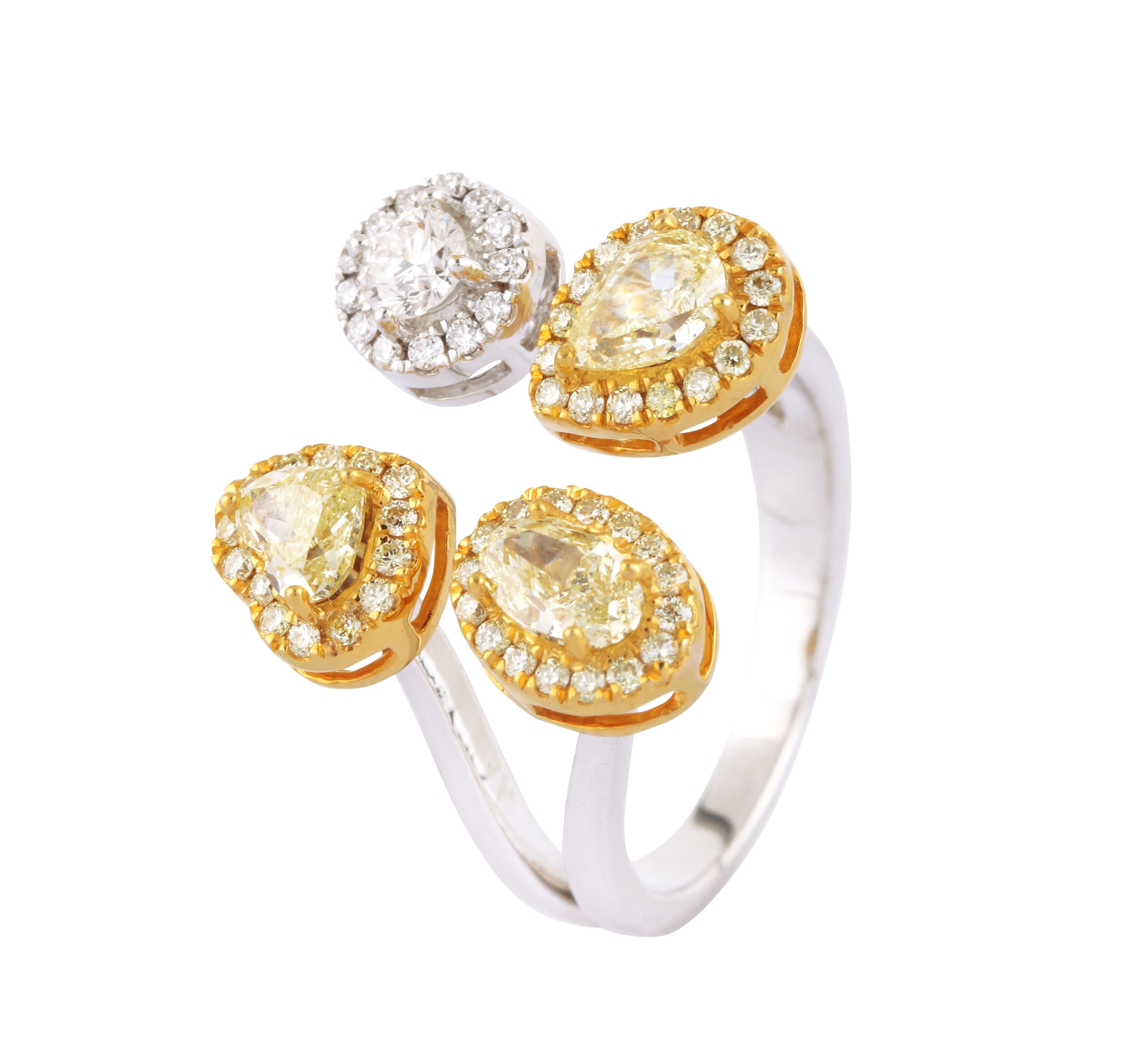 Brilliant Cut 18 Karat Gold 1.73 Carat White and Fancy Yellow Diamond Cocktail Ring For Sale
