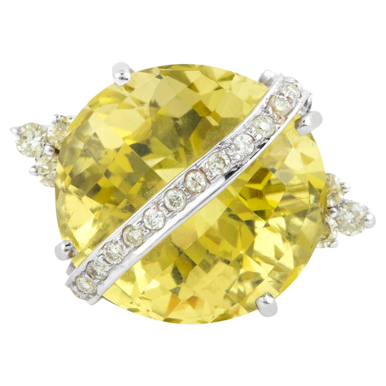 18 Karat Gold 17.77 Carat Lemon Topaz and Diamond Fashion Ring