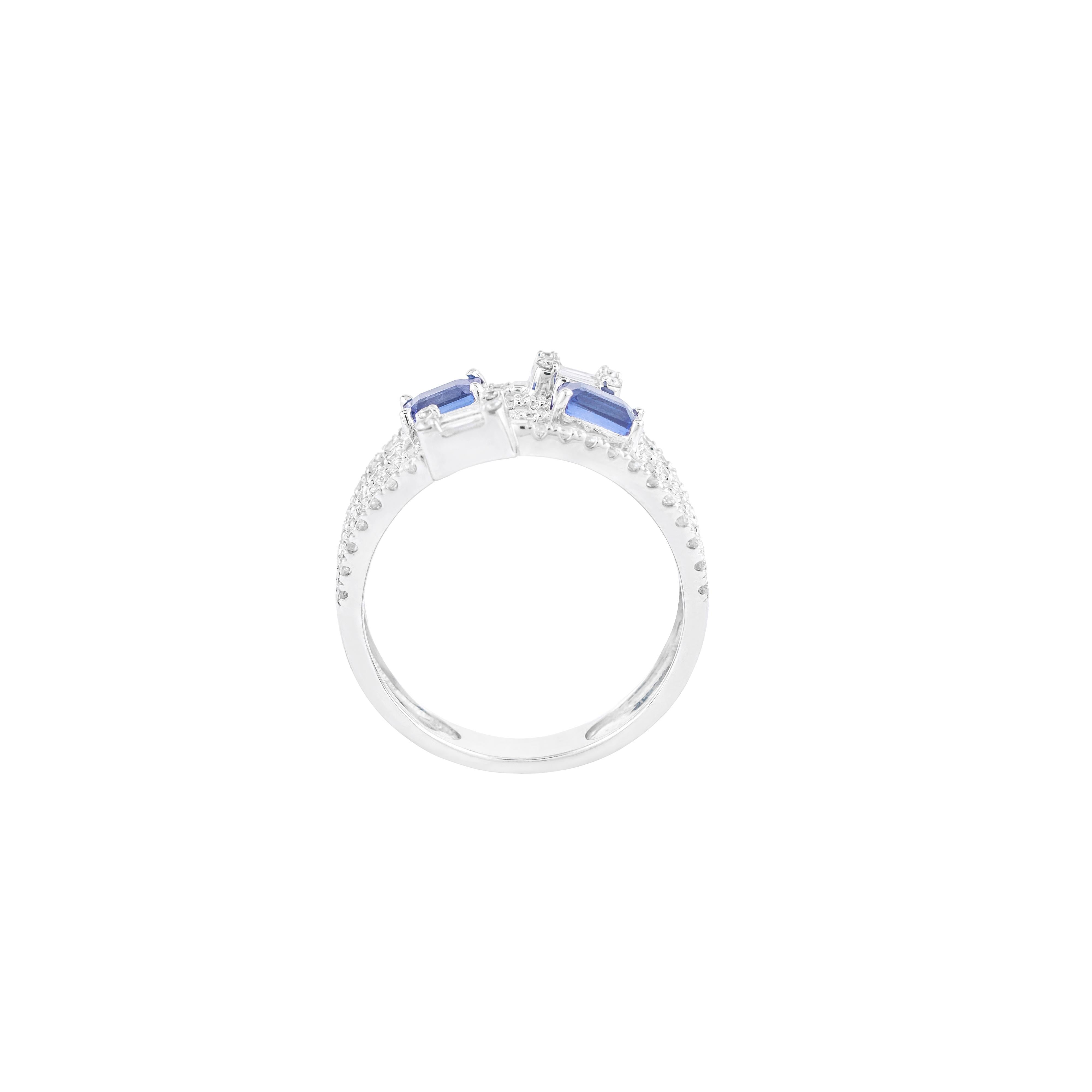 Bague d'affirmation en or 18 carats avec diamants et saphirs de 1,82 carat Pour femmes en vente