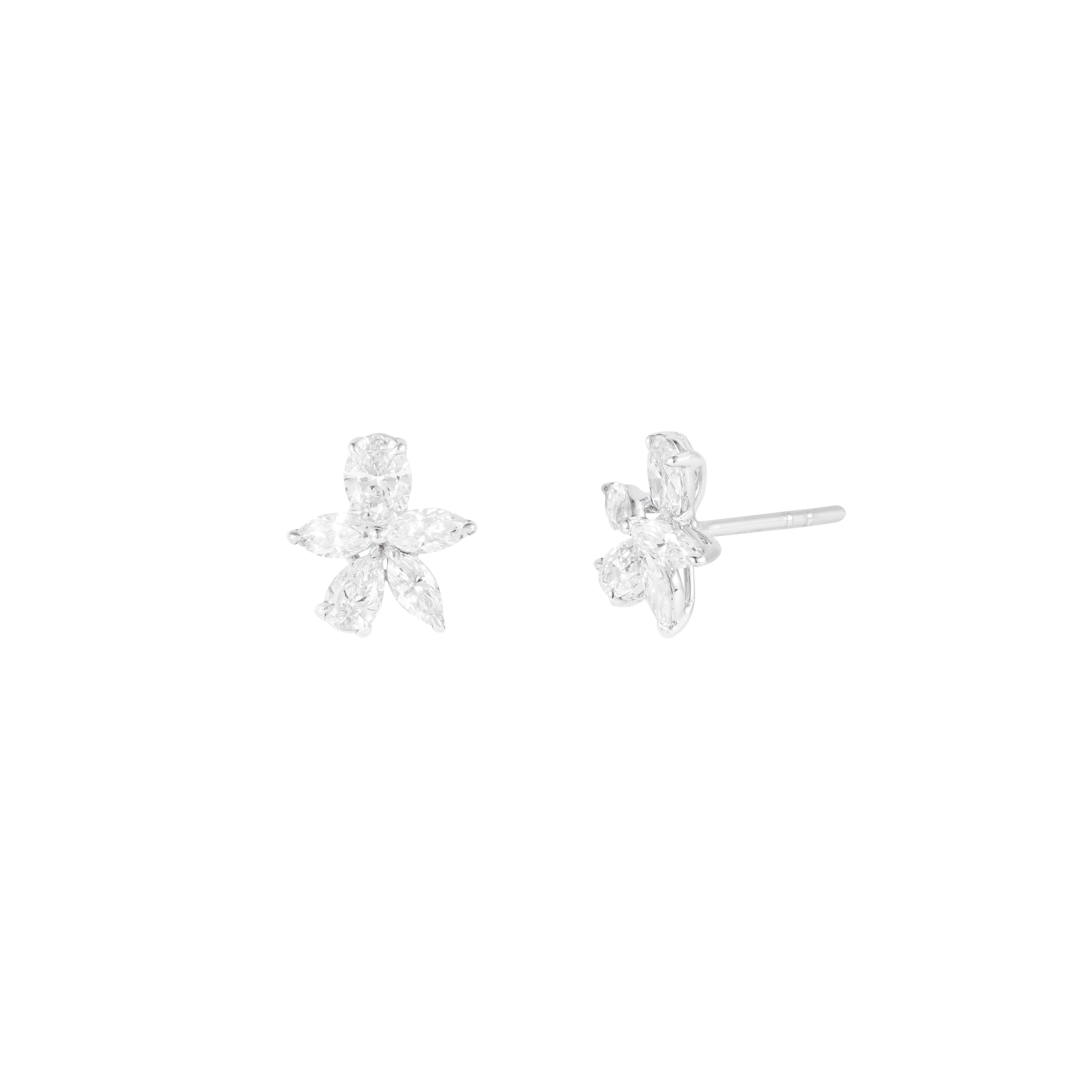 Pendientes de oro de 18 quilates con diamantes de 1,82 quilates Corte brillante en venta