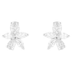 18 Karat Gold 1.82 Carat Diamond Stud Earrings