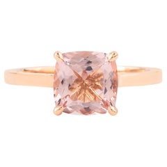18 Karat Gold 1.85 Carat Morganite Cocktail Ring