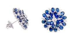 18 Karat Gold 18.69 Carat Sapphire and Diamond Flower Stud Earrings