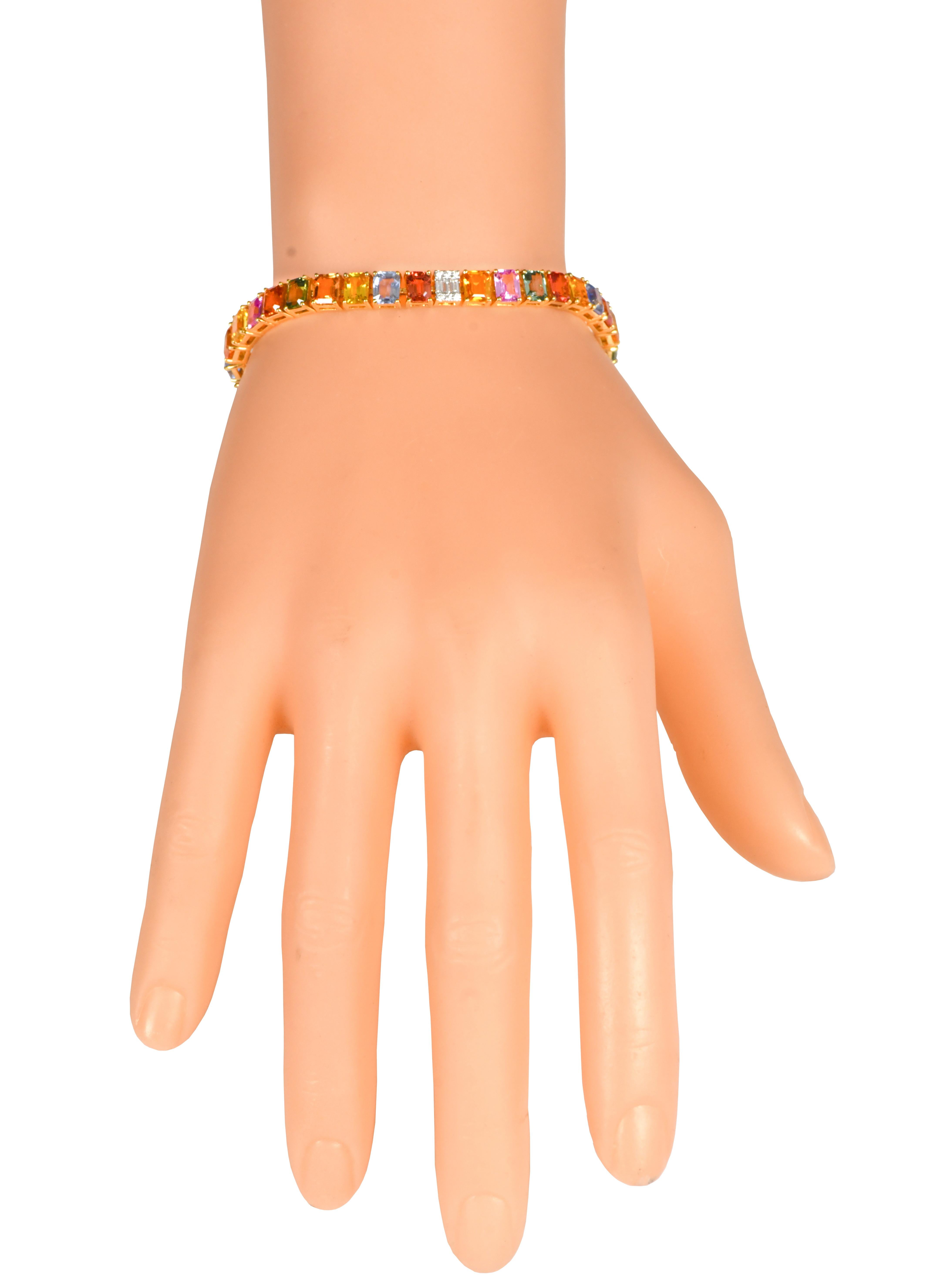 Bracelet tennis en or 18 carats avec saphirs multicolores arc-en-ciel et diamants 19,56 carats Neuf - En vente à Jaipur, IN
