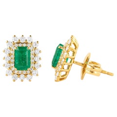 18 Karat Gold 1.96 Carat Diamond and Emerald Solitaire Cocktail Stud Earrings