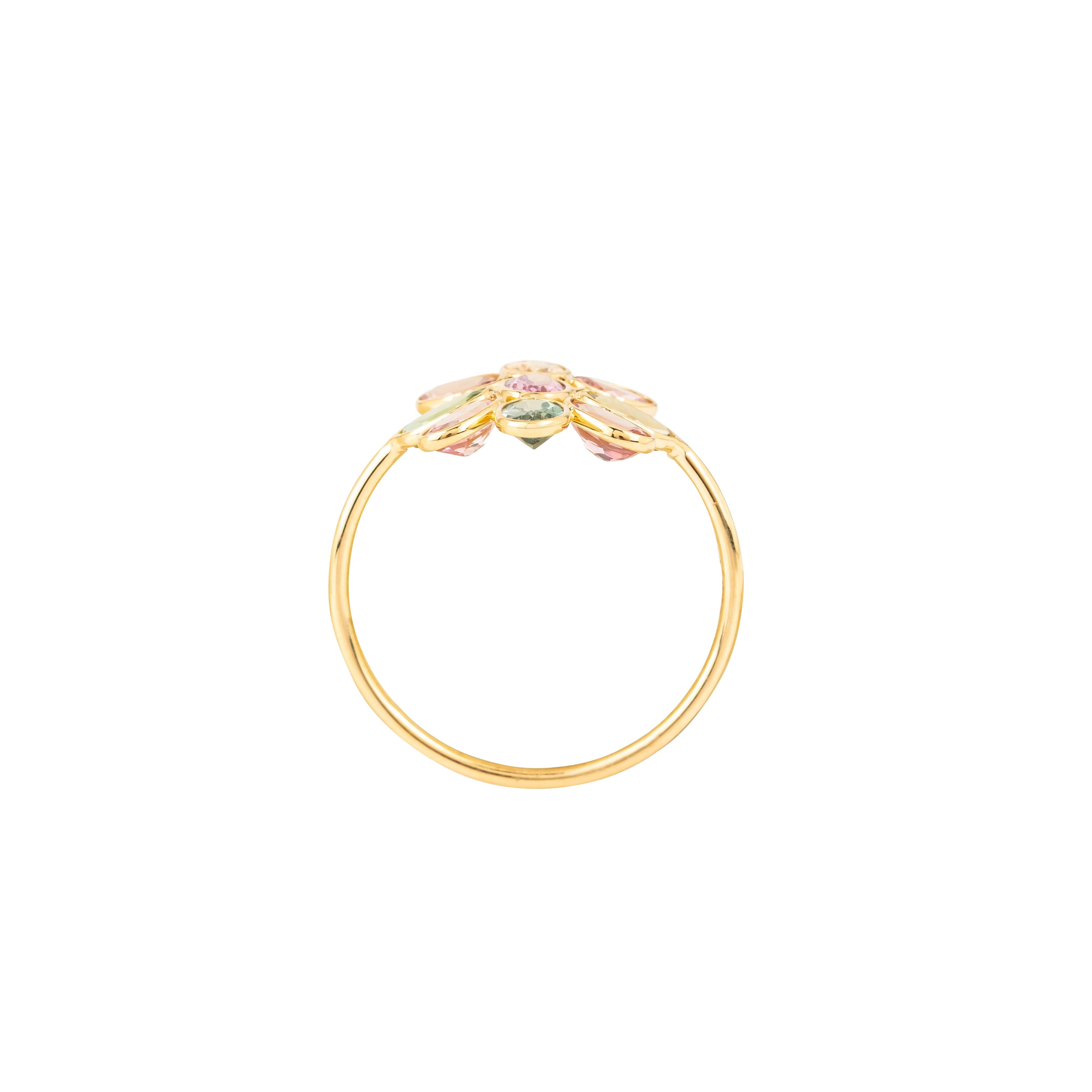 18 Karat Gold 2.05 Carat Tourmaline Flower Ring In New Condition For Sale In Jaipur, IN