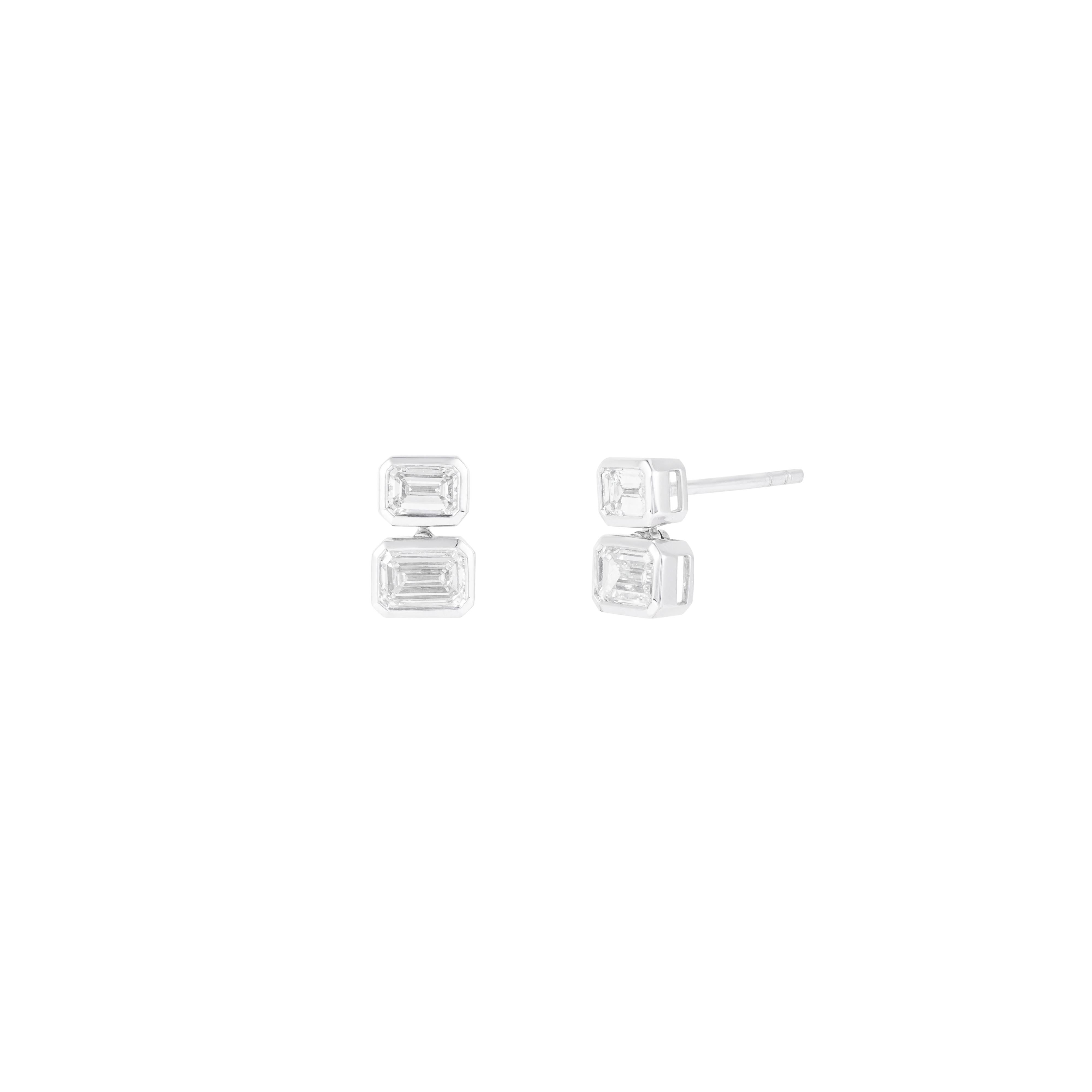 Pendientes de oro de 18 quilates con diamantes de 2,09 quilates Corte brillante en venta