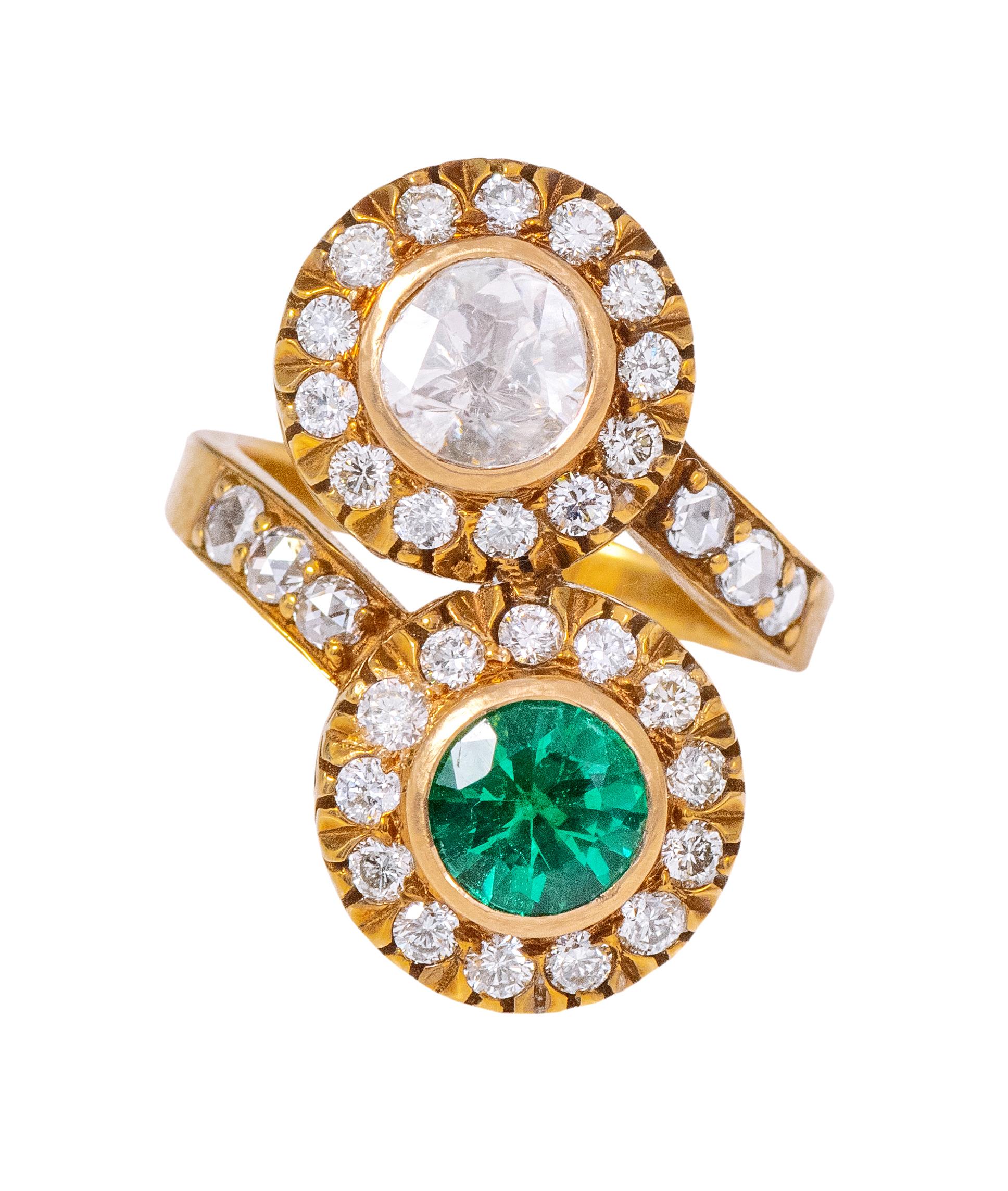 18 Karat Gold 2.18 Carat Diamond and Emerald Art-Deco Style Ring In New Condition For Sale In Jaipur, IN