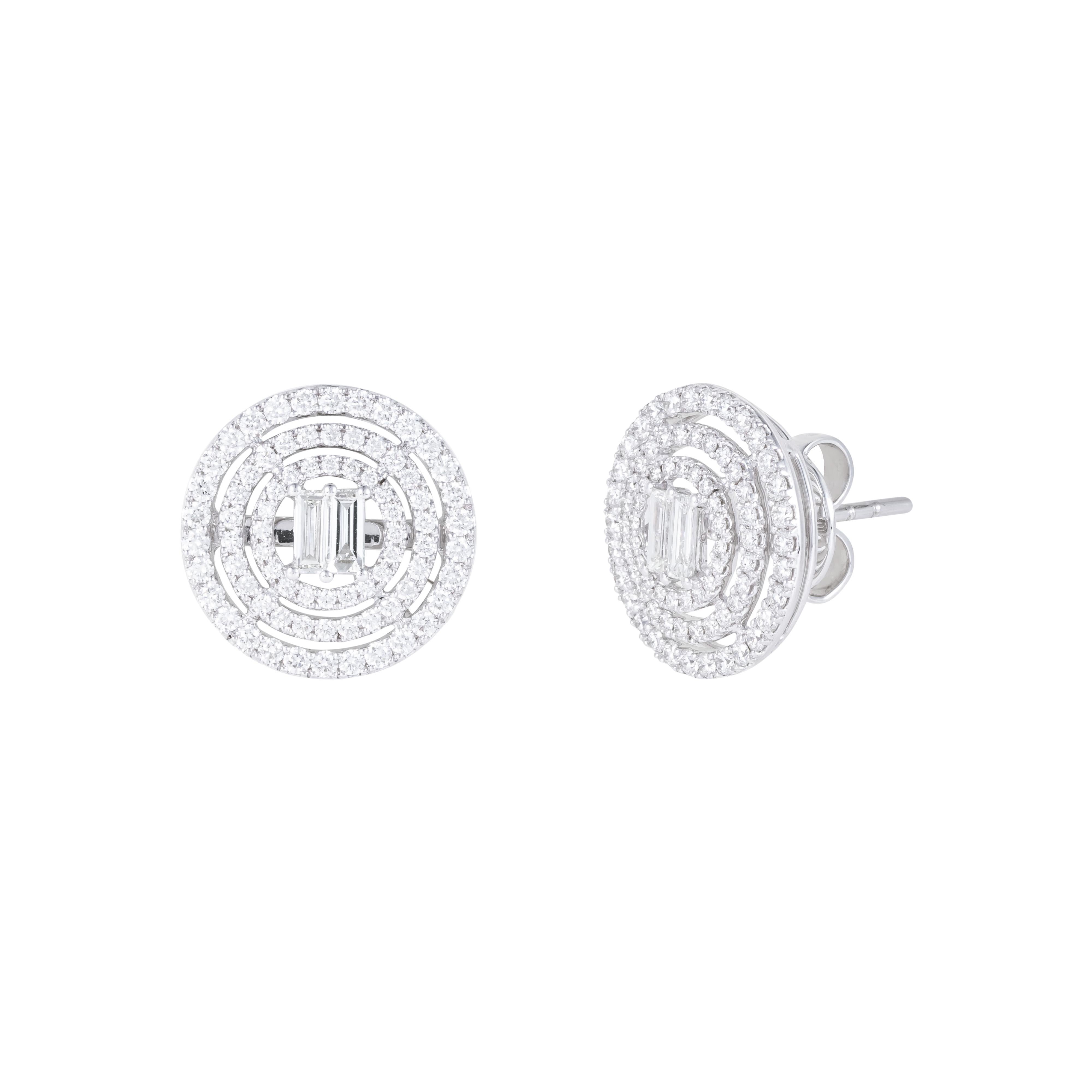 Moderne Boucles d'oreilles en or 18 carats avec diamants de 2,266 carats en vente