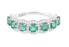 18 Karat Gold 2.34 Carat Diamond and Emerald Statement Ring