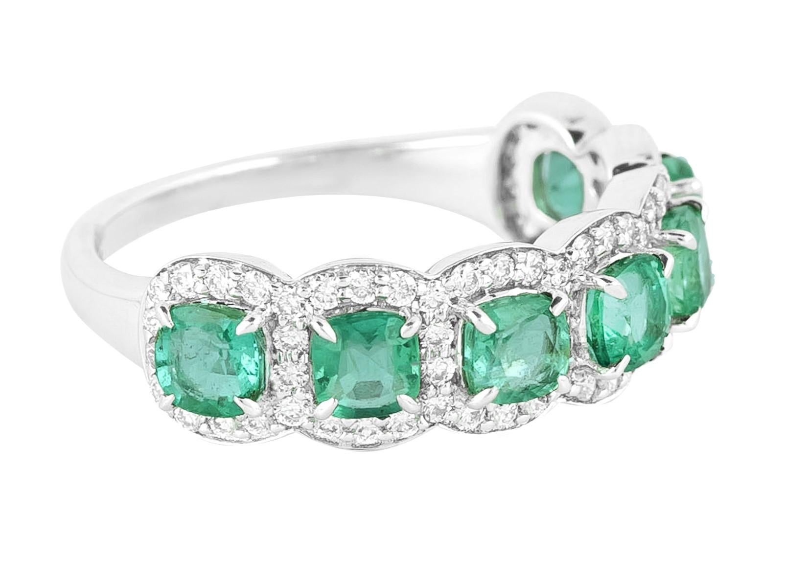 Modern 18 Karat Gold 2.34 Carat Diamond and Emerald Statement Ring  For Sale