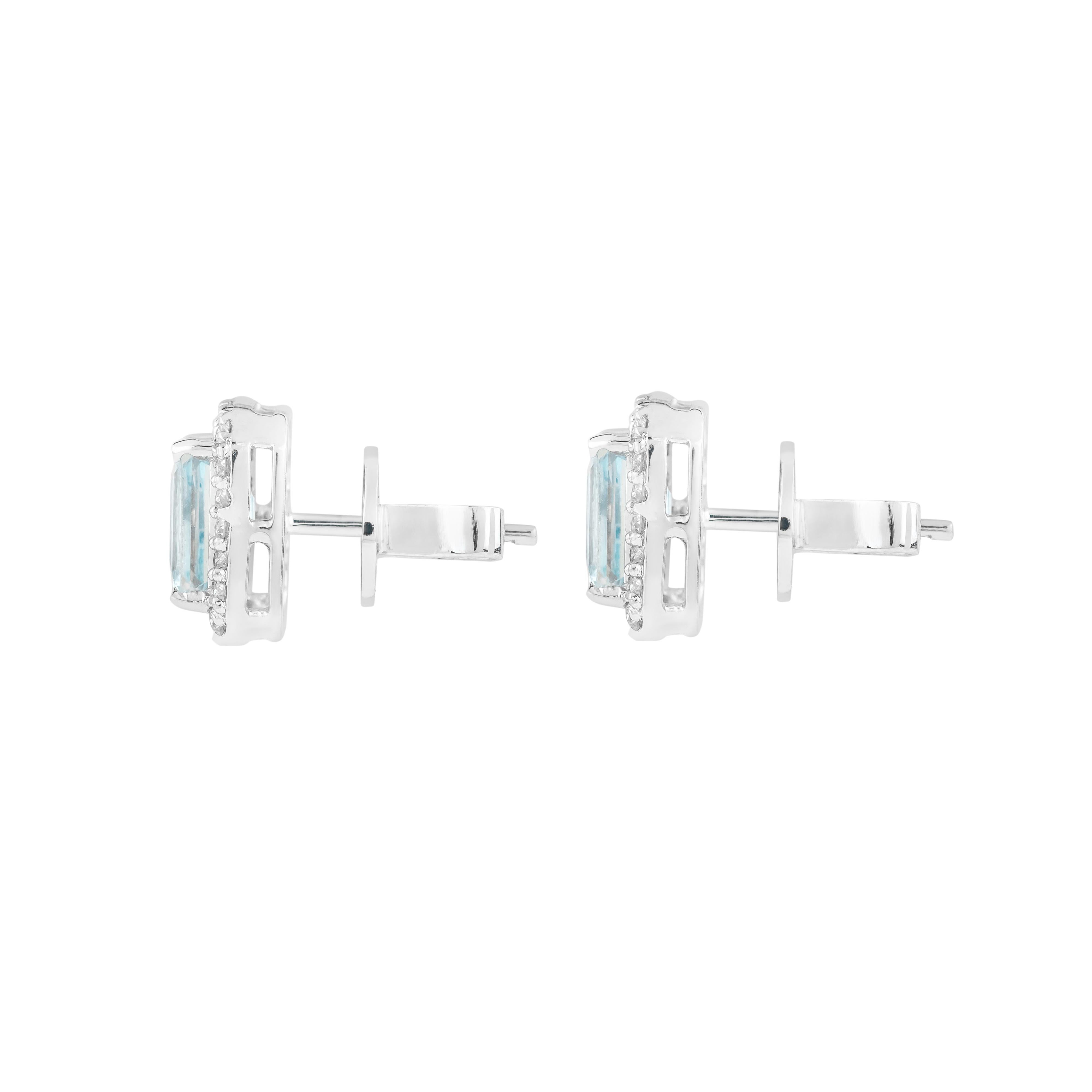 Pendientes de oro de 18 quilates con aguamarina y diamantes de 2,38 quilates Moderno en venta