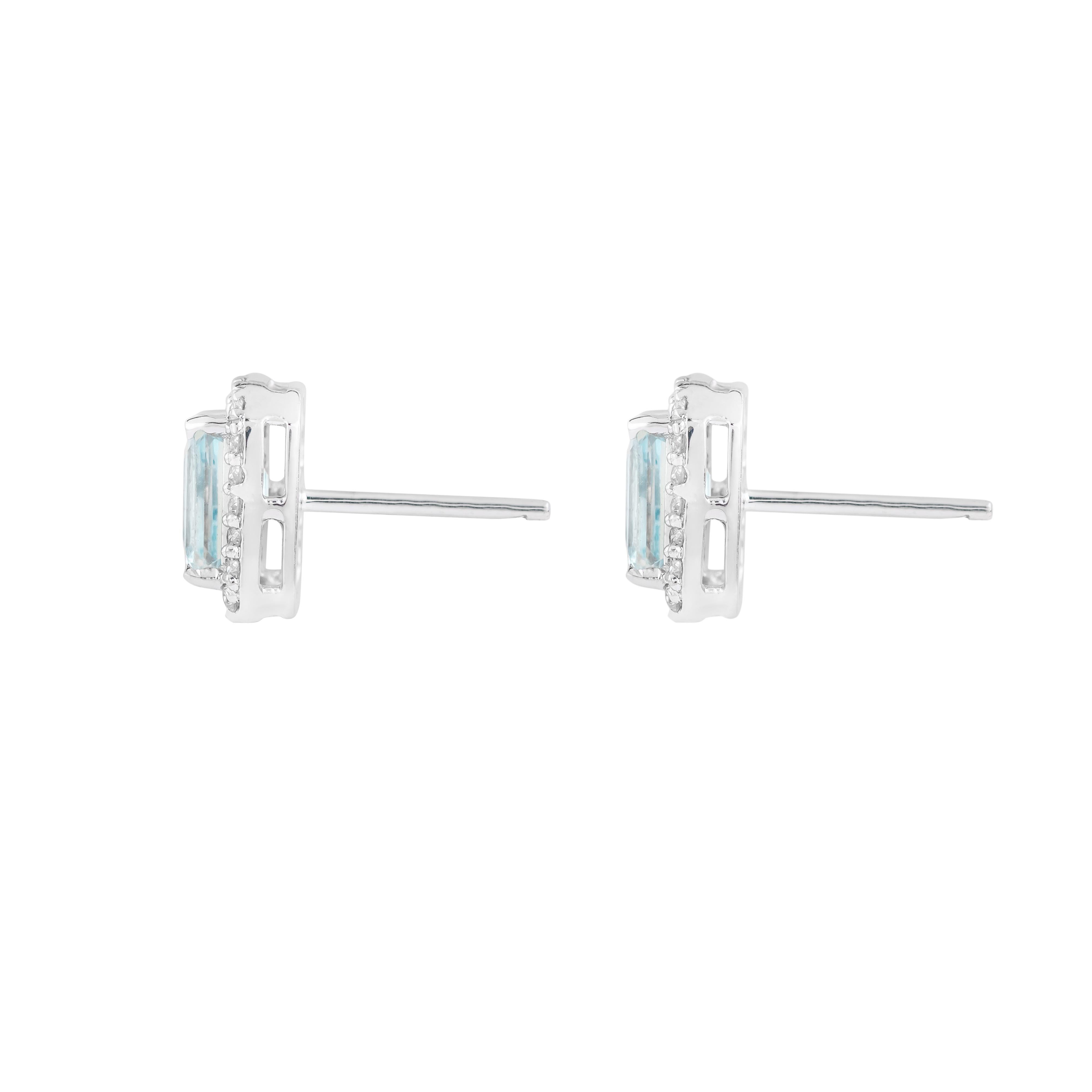 Pendientes de oro de 18 quilates con aguamarina y diamantes de 2,38 quilates en Nuevo estado para la venta en Jaipur, IN
