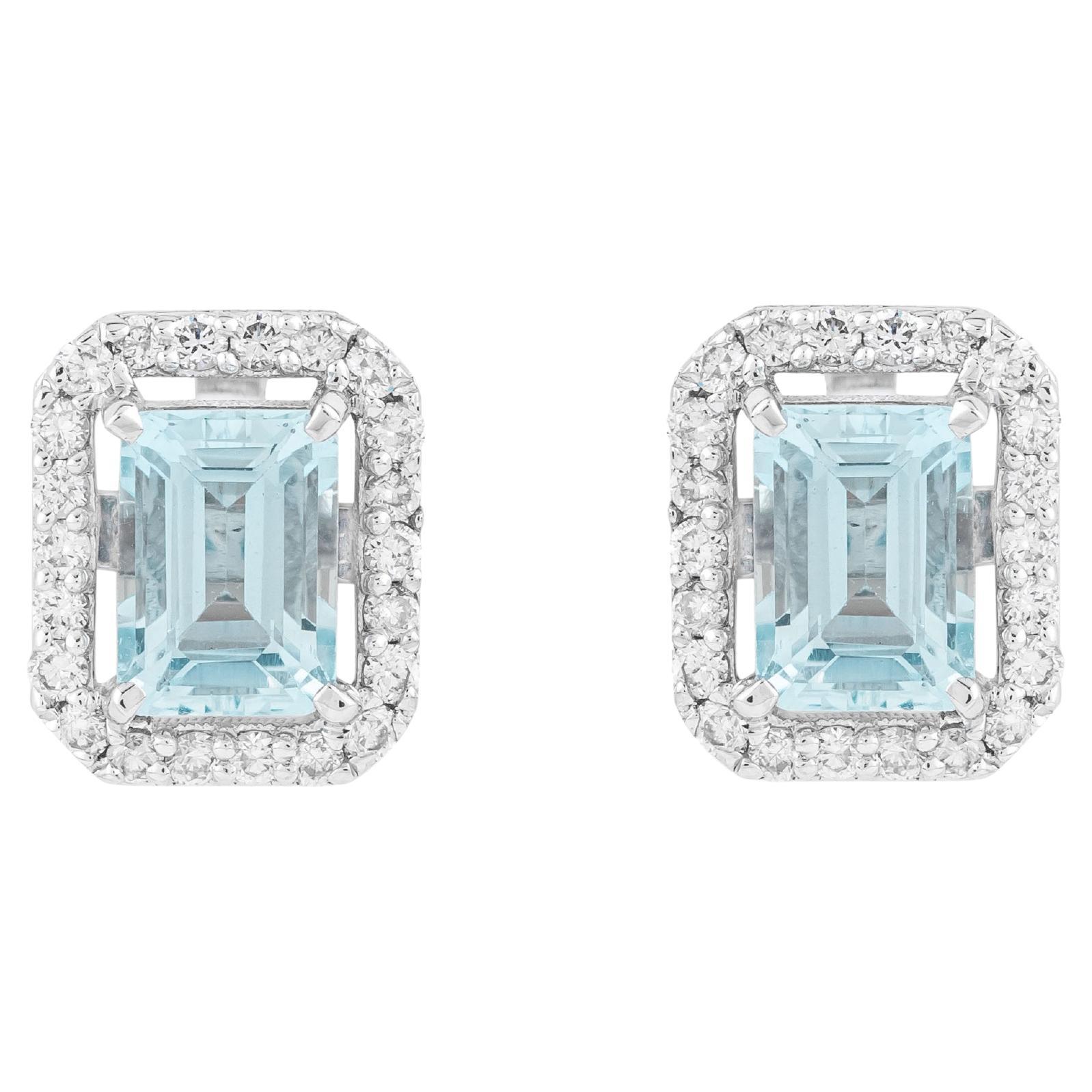 Pendientes de oro de 18 quilates con aguamarina y diamantes de 2,38 quilates Corte esmeralda en venta