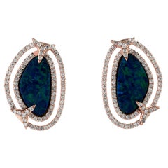 Meghna Jewels Ohrstecker aus 14 Karat Gold mit Opal und Diamant