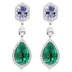 Boucles d'oreilles en or 18 carats avec émeraude naturelle, saphir et diamant de 25,52 carats