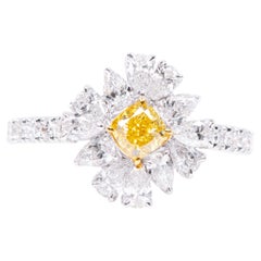 Blumenring aus 18 Karat Gold mit 2,706 Karat gelbem Fancy-Diamant und Diamant 