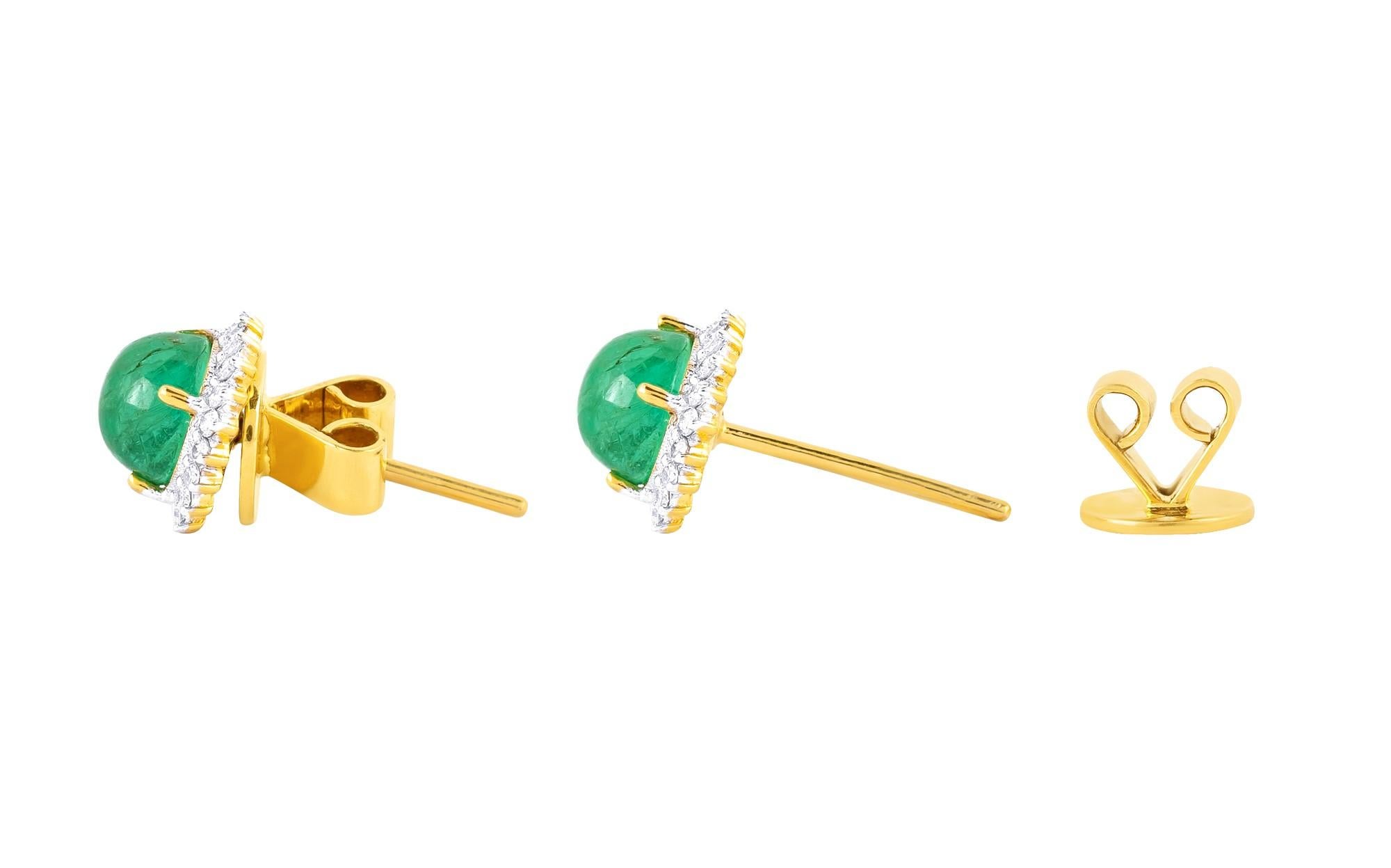 Cabochon 18 Karat Gold 2.72 Carat Diamond and Emerald Cocktail Stud Earrings For Sale