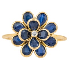 18 Karat Gold 2.72 Carat Diamond and Sapphire Flower Ring