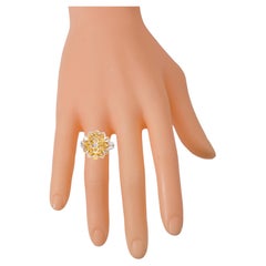 18 Karat Gold 2.79 Carat Yellow and White Diamond Cocktail Ring