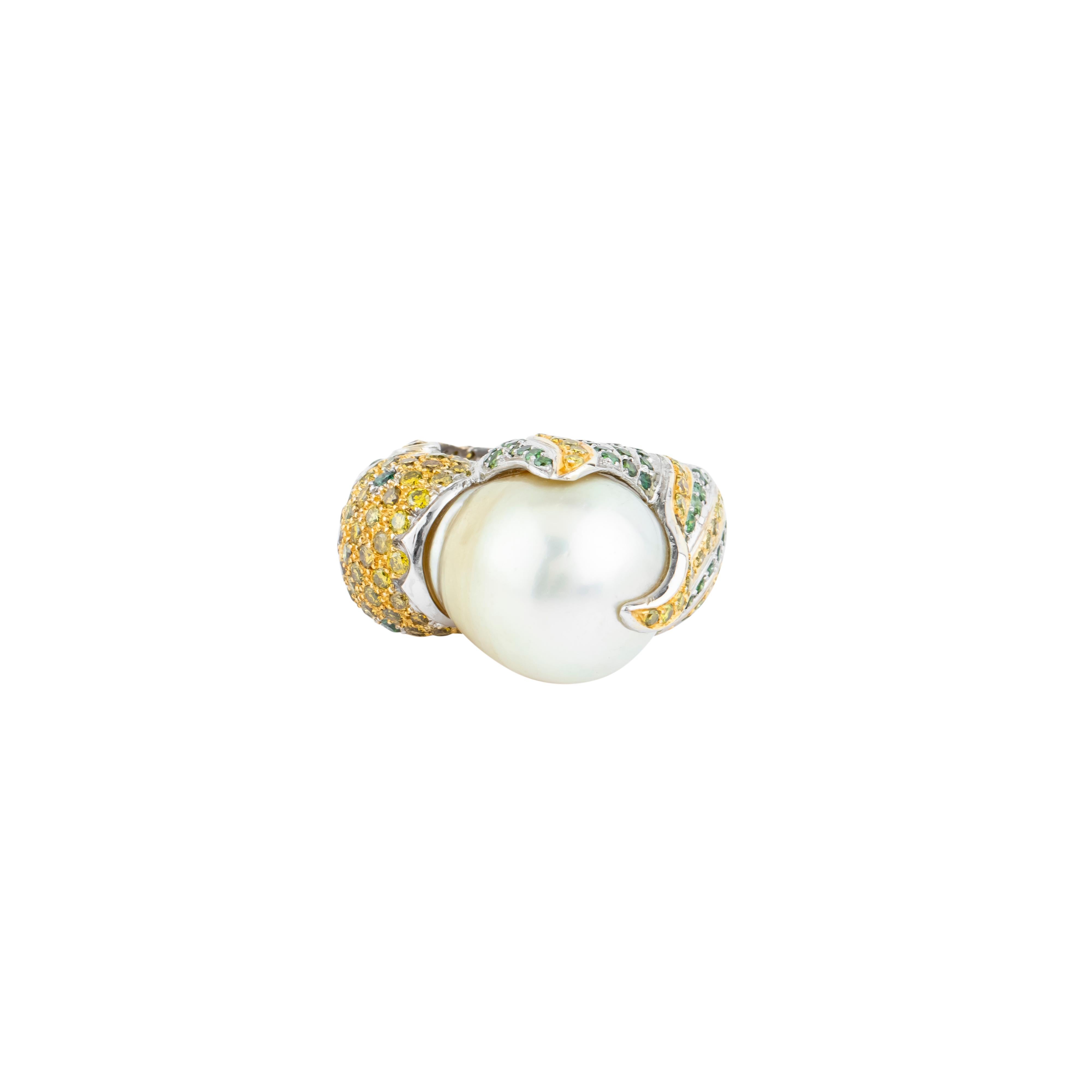 Modern 18 Karat Gold 28.72 Carats Pearl and Diamond Cocktail Ring For Sale