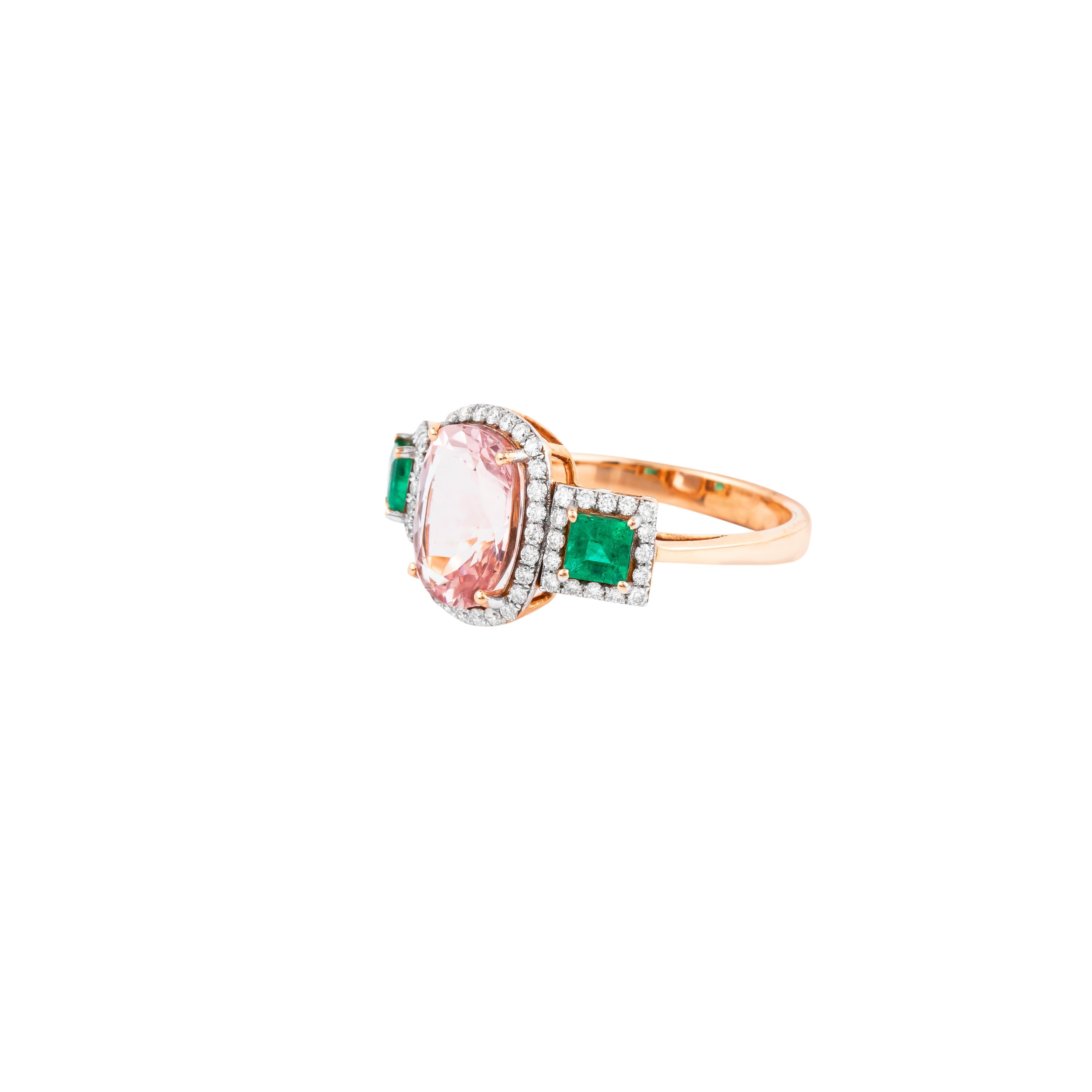 This exquisite 18 Karat Gold Cocktail Ring is a masterpiece of fine jewelry, showcasing a harmonious blend of sophistication and elegance. The design features a striking arrangement of 2.93 carats of brilliant diamonds, complemented by the vivid