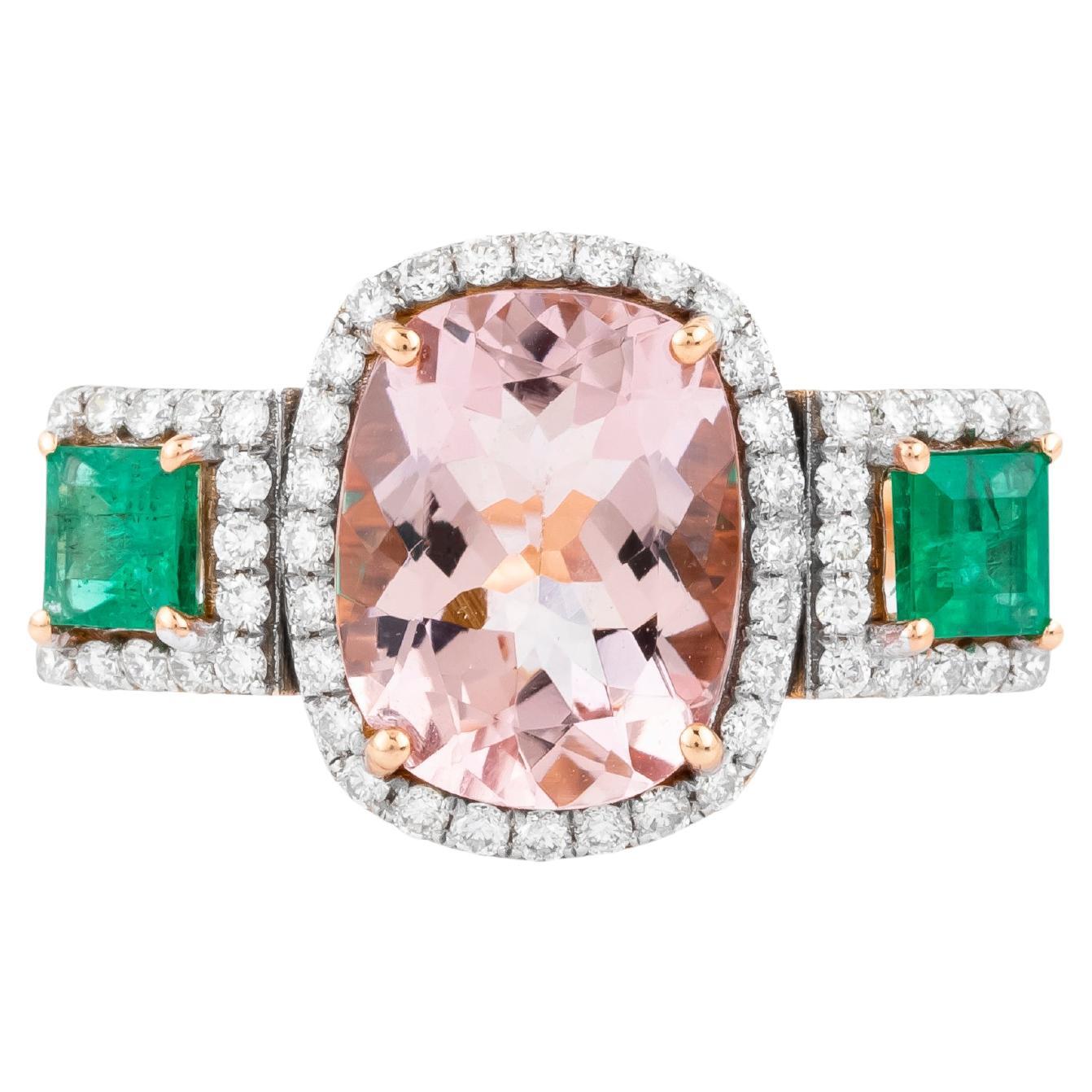 18 Karat Gold 2.93 Carat Diamond, Sapphire and Emerald Cocktail Ring