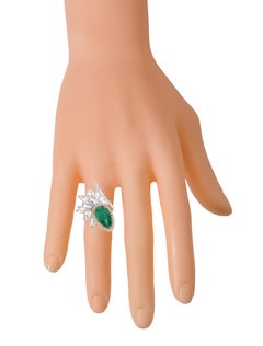 18 Karat Gold 2.93 Carat Pear-Cut Natural Emerald and Diamond Cocktail Ring