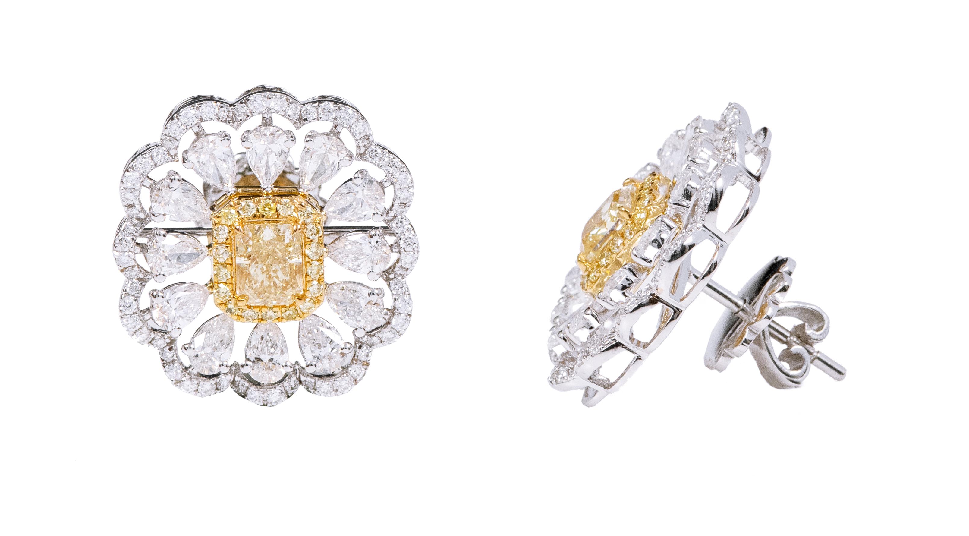 18 Karat Gold 3.05 Carat Fancy Yellow and White Diamond Solitaire Earrings For Sale 2