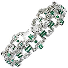 18 Karat Gold 3.19 Carat Emerald and 1.51 Carat Diamond Bracelet