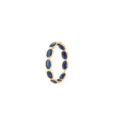 18 Karat Gold 3.2 Carat Sapphire Band Ring