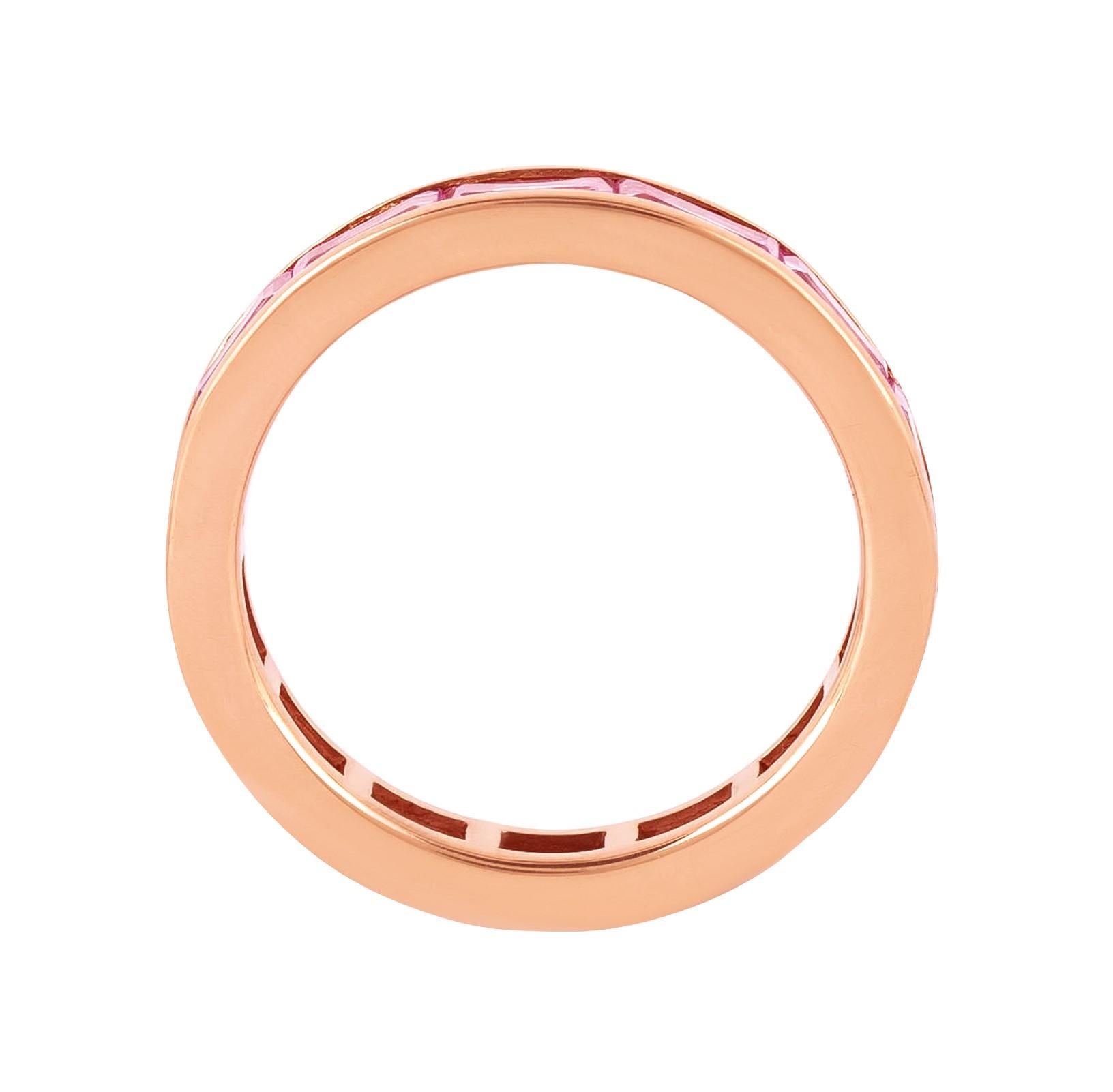 18 Karat Gold 3.29 Carat Pink Sapphire Infinity Statement Ring In New Condition For Sale In Jaipur, IN