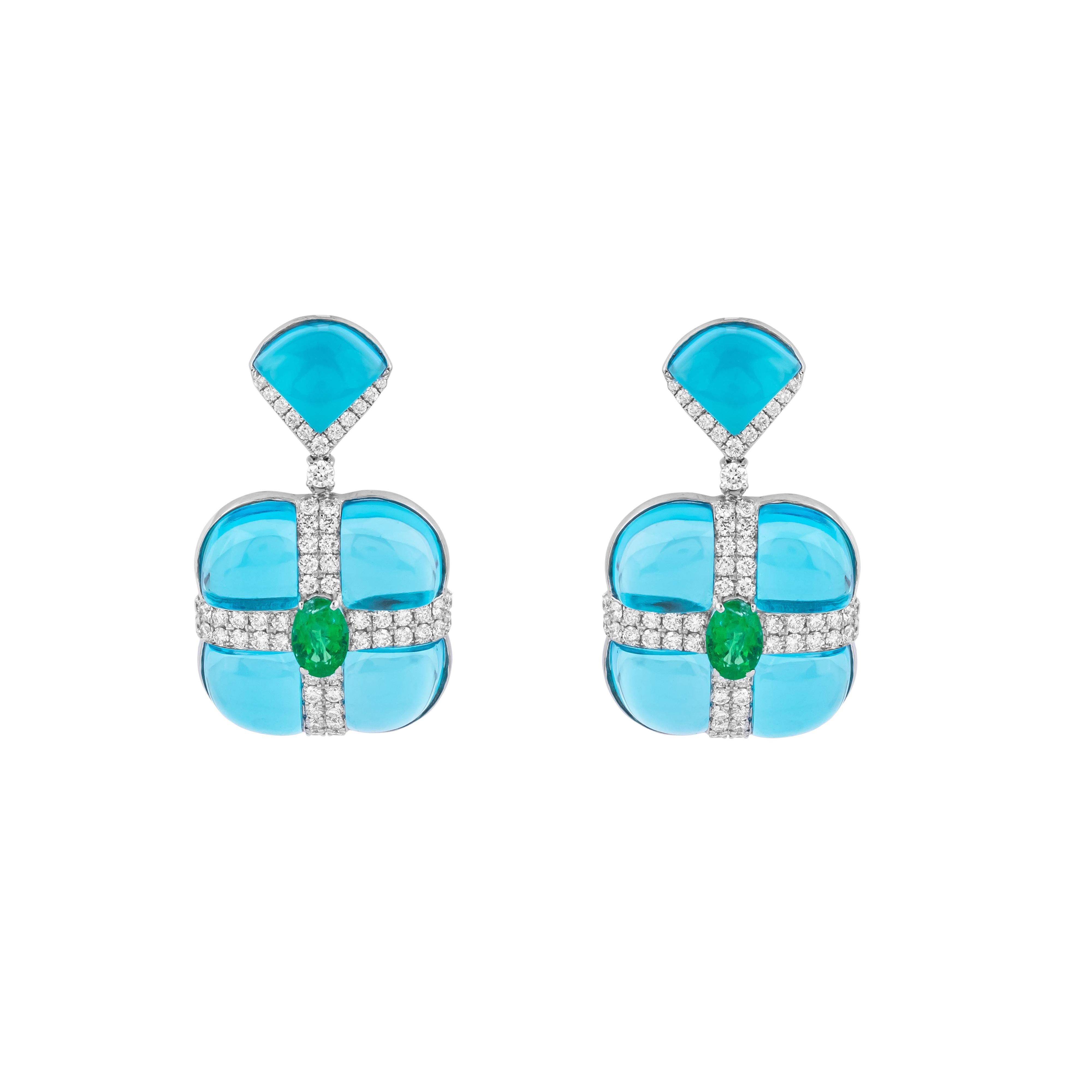 De las mujeres Pendientes de oro de 18 quilates con diamantes, esmeraldas y topacios azules de 33,9 quilates en venta