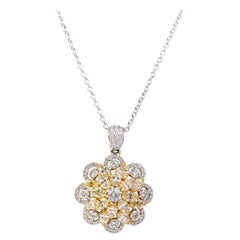 Pendentif solitaire en or 18 carats avec diamants jaunes et blancs de 3,41 carats