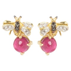 18 Karat Gold 3.50 Karat Pink Tourmaline 0.10 Karat Diamonds Bees Stud Earrings