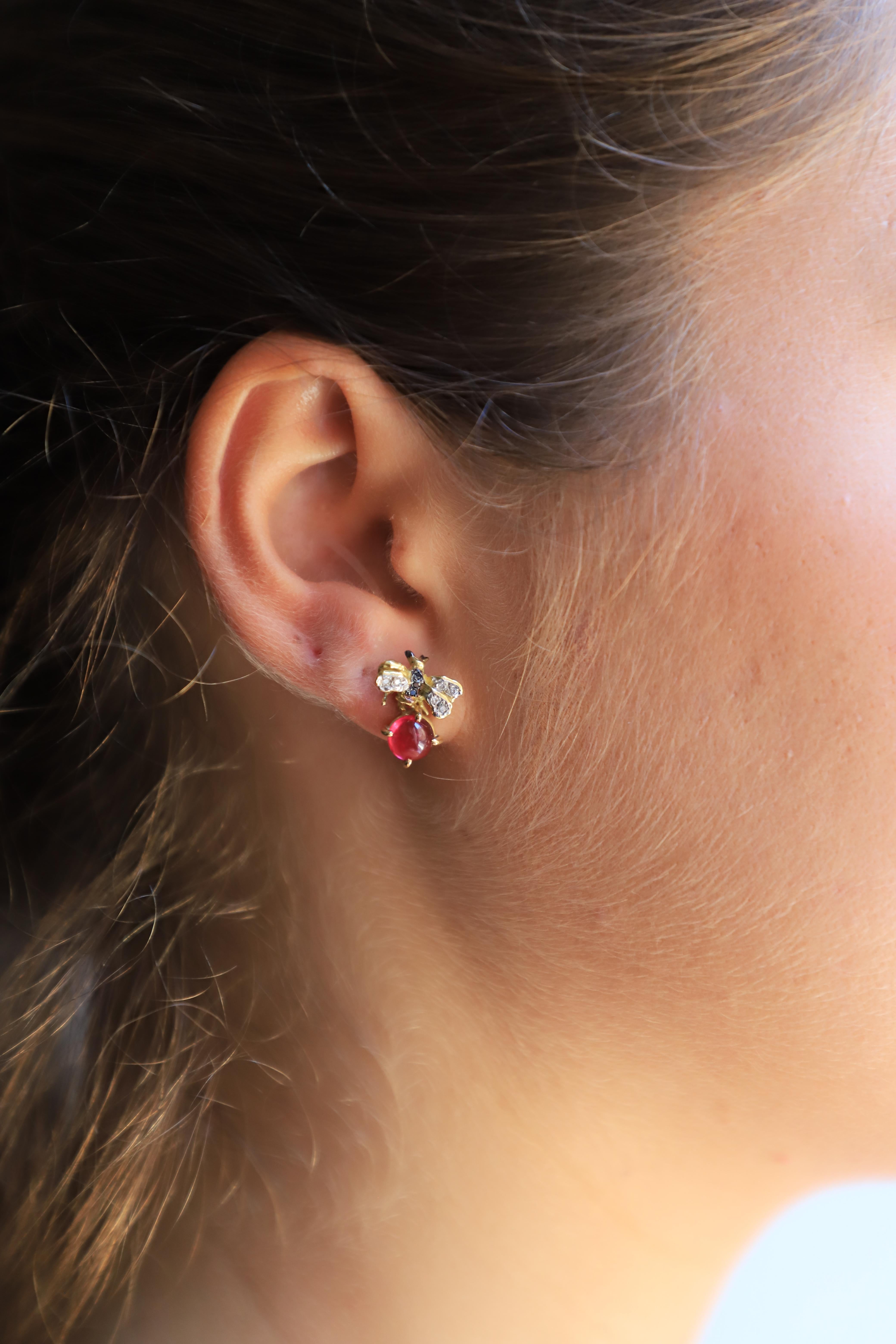 Women's Rossella Ugolini 18K Gold 3.5 Kt Pink Tourmaline Diamonds Bees Stud Earrings For Sale