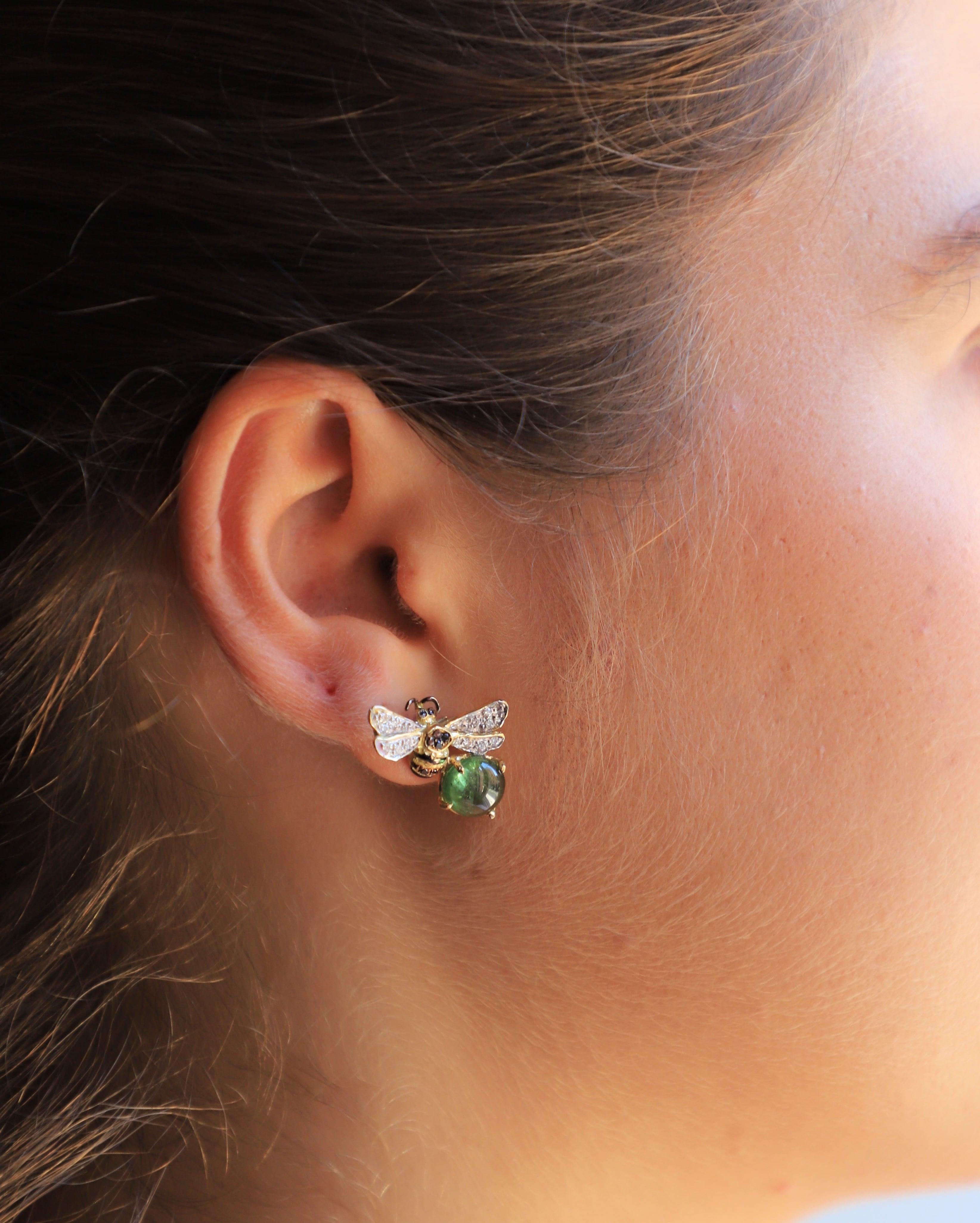 18K Gold Green Tourmaline Diamonds Bee-Inspired Unisex Stud Earrings For Sale 2