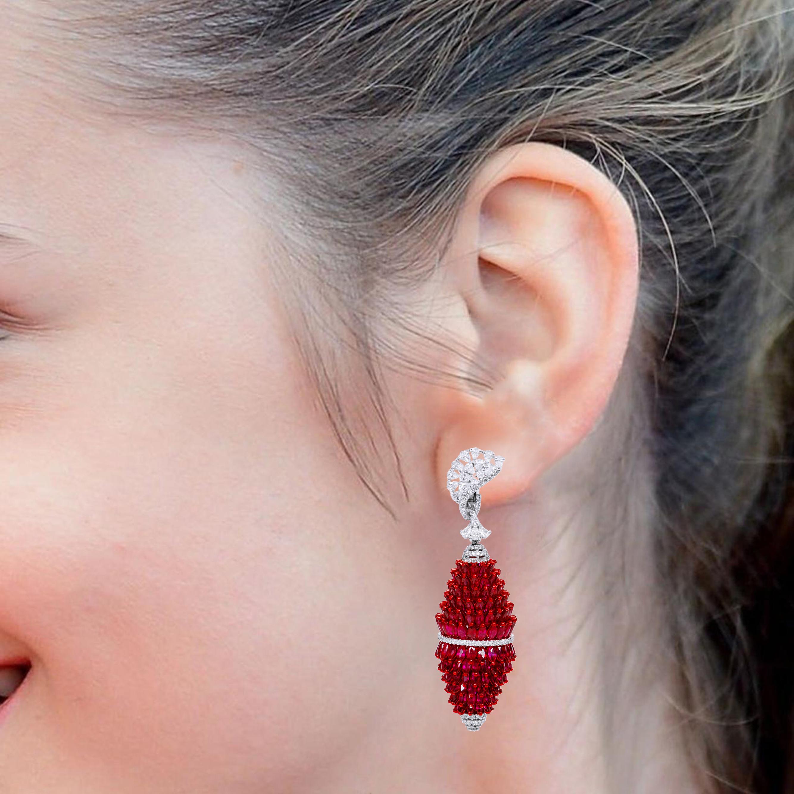 18 Karat Gold 40.26 Carat Ruby and Diamond Chandelier Cocktail Dangle Earrings

Step into the spotlight with our 40.26 Carat Ruby and Diamond Chandelier Cocktail Dangle Earrings—an extravagant pair that epitomizes opulence, elegance, and the allure