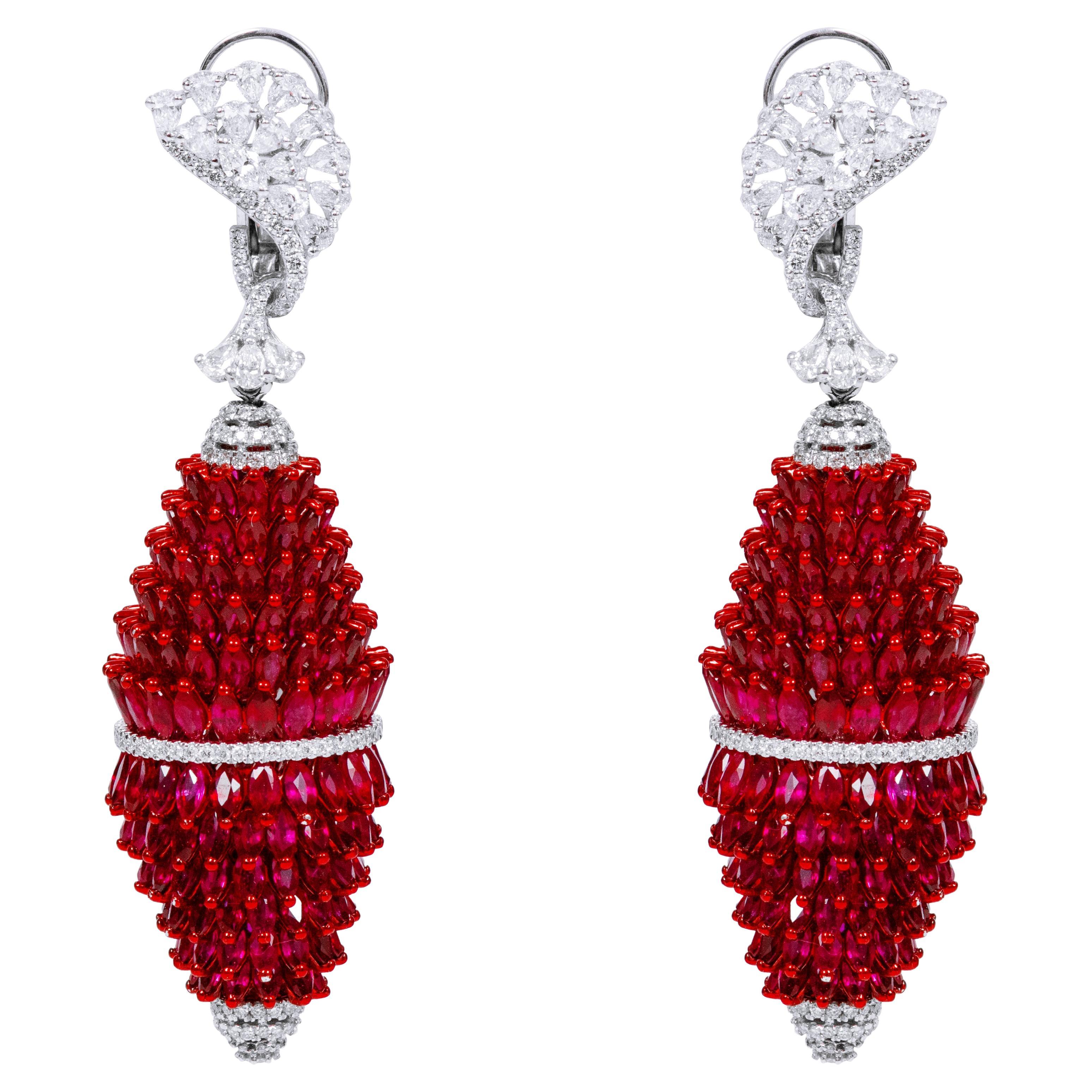 18 Karat Gold 40.26 Carat Ruby and Diamond Chandelier Cocktail Dangle Earrings For Sale