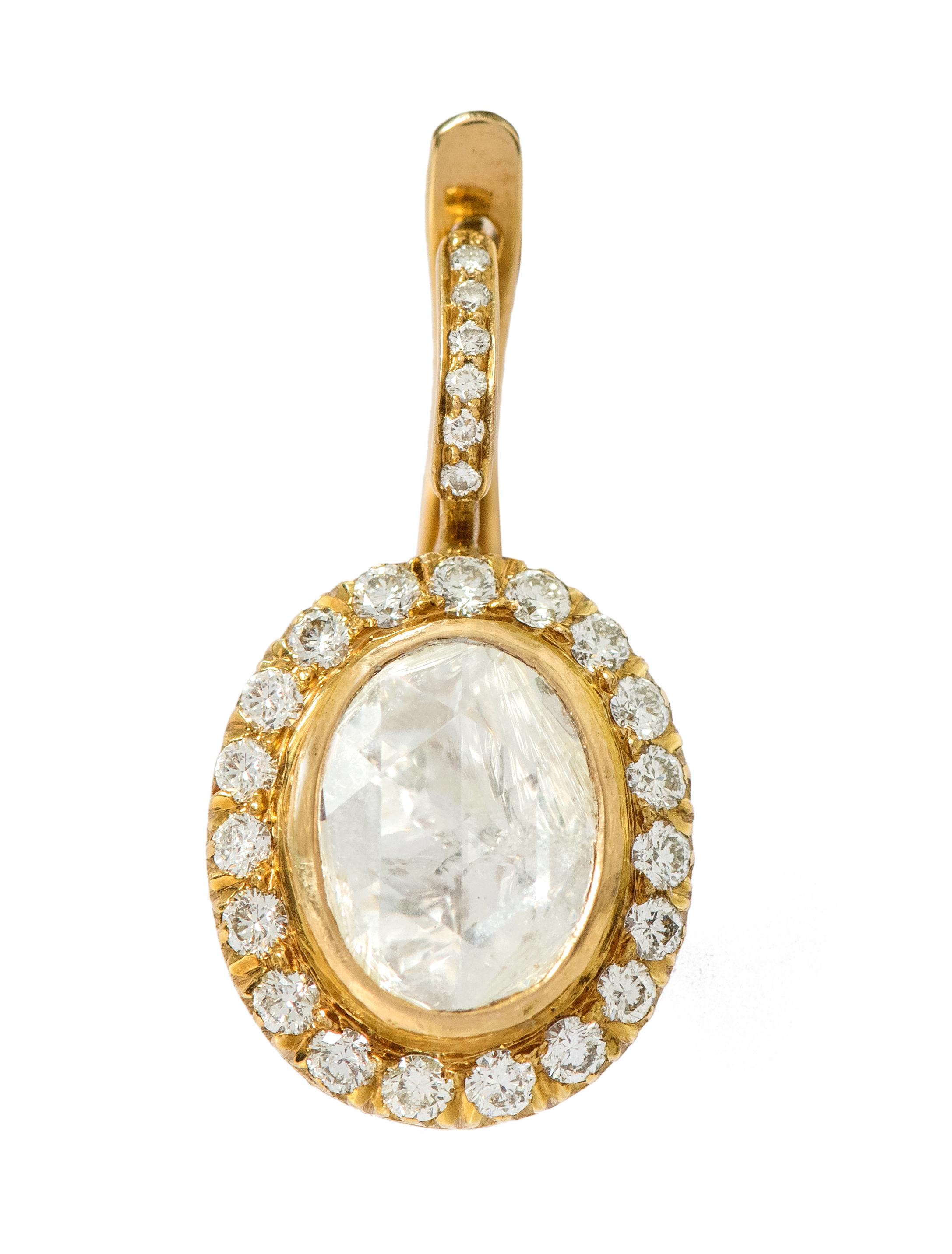 Women's 18 Karat Gold 4.03 Carats Solitaire Diamond Drop Earrings in Victorian Style For Sale
